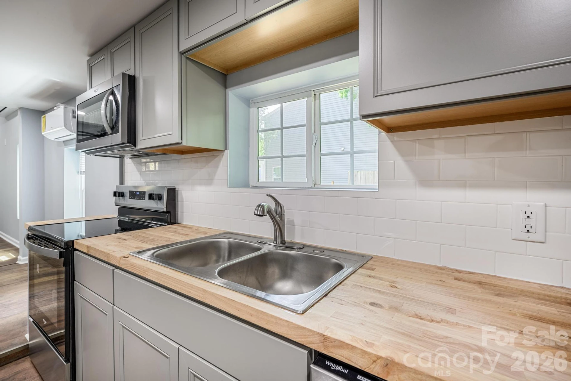 19513 Meridian Street - Photo 11