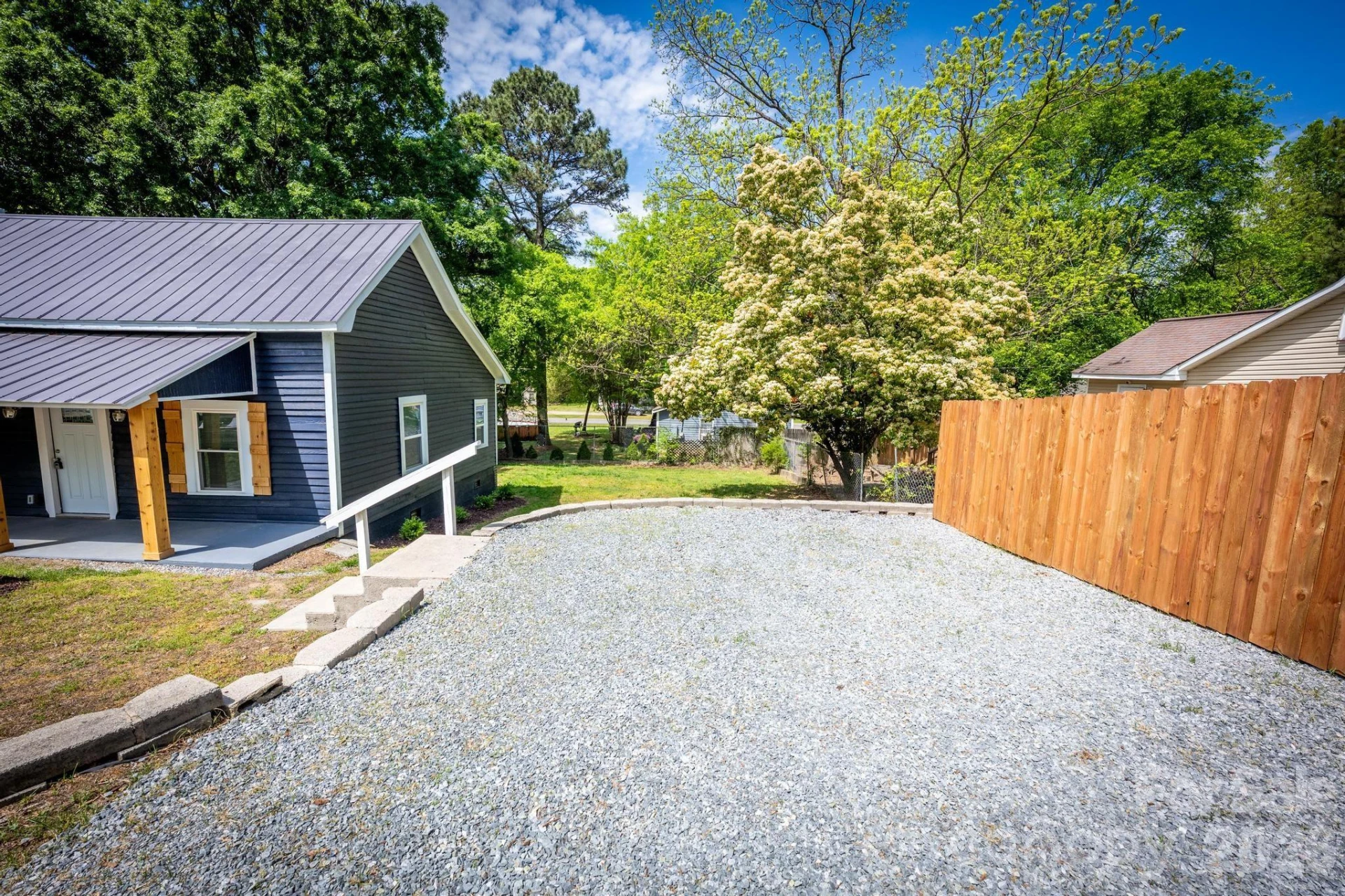 19513 Meridian Street - Photo 20