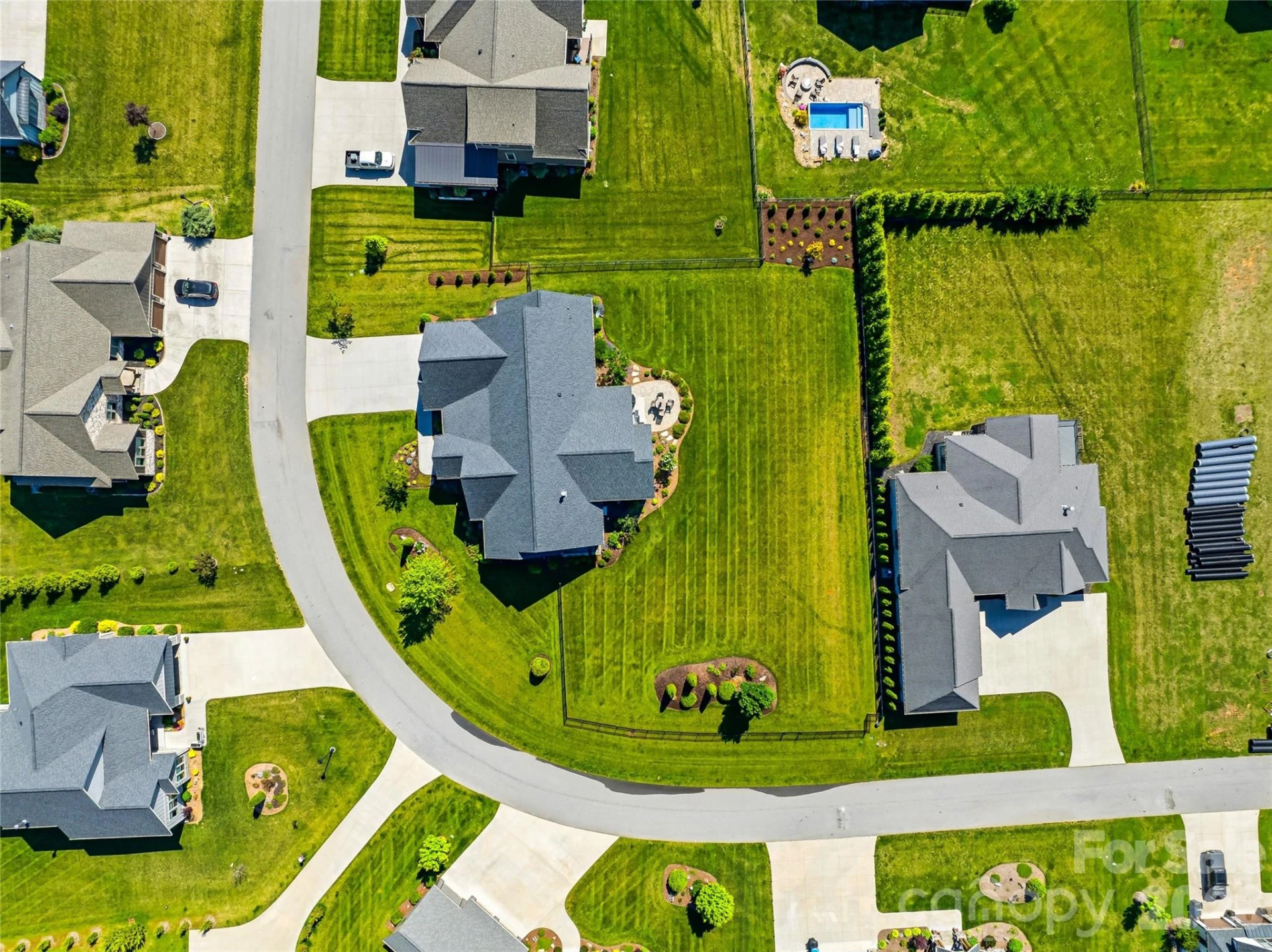 400 Samuel Drive - Photo 43