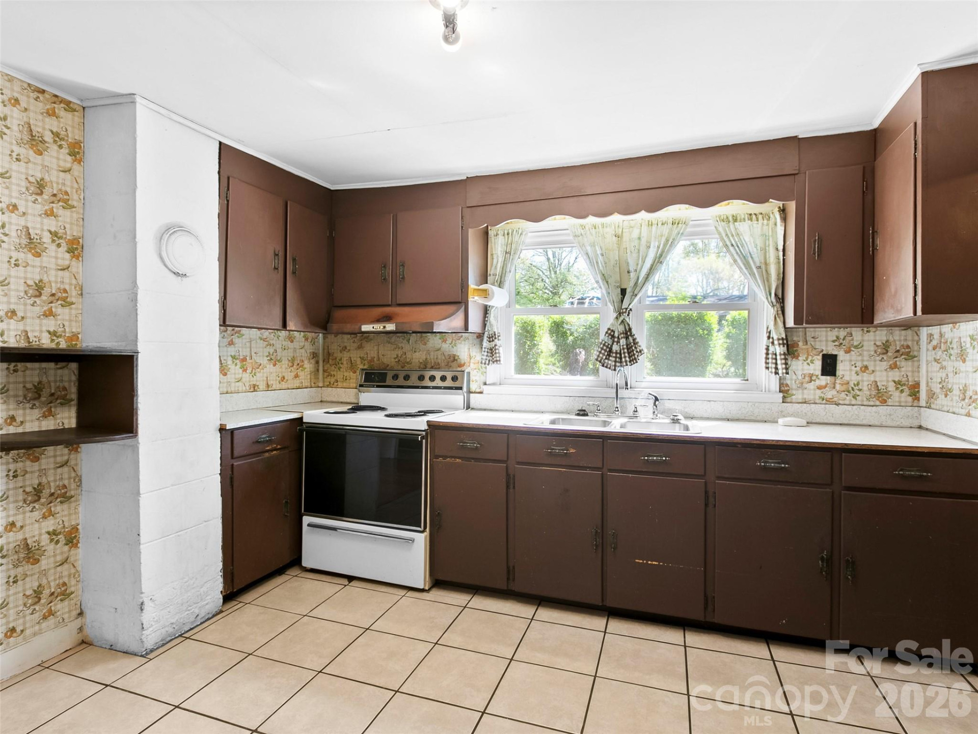 203 Dundee Street - Photo 12