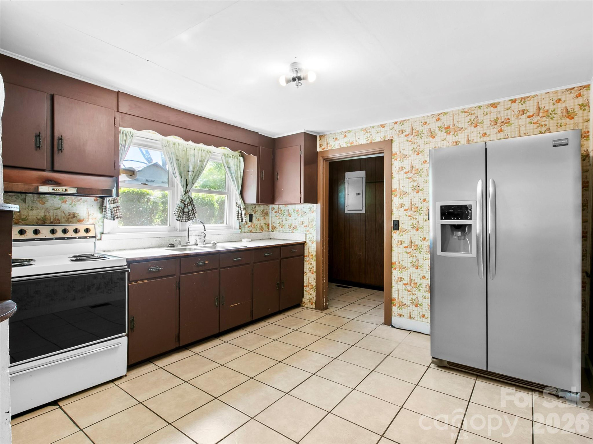 203 Dundee Street - Photo 13