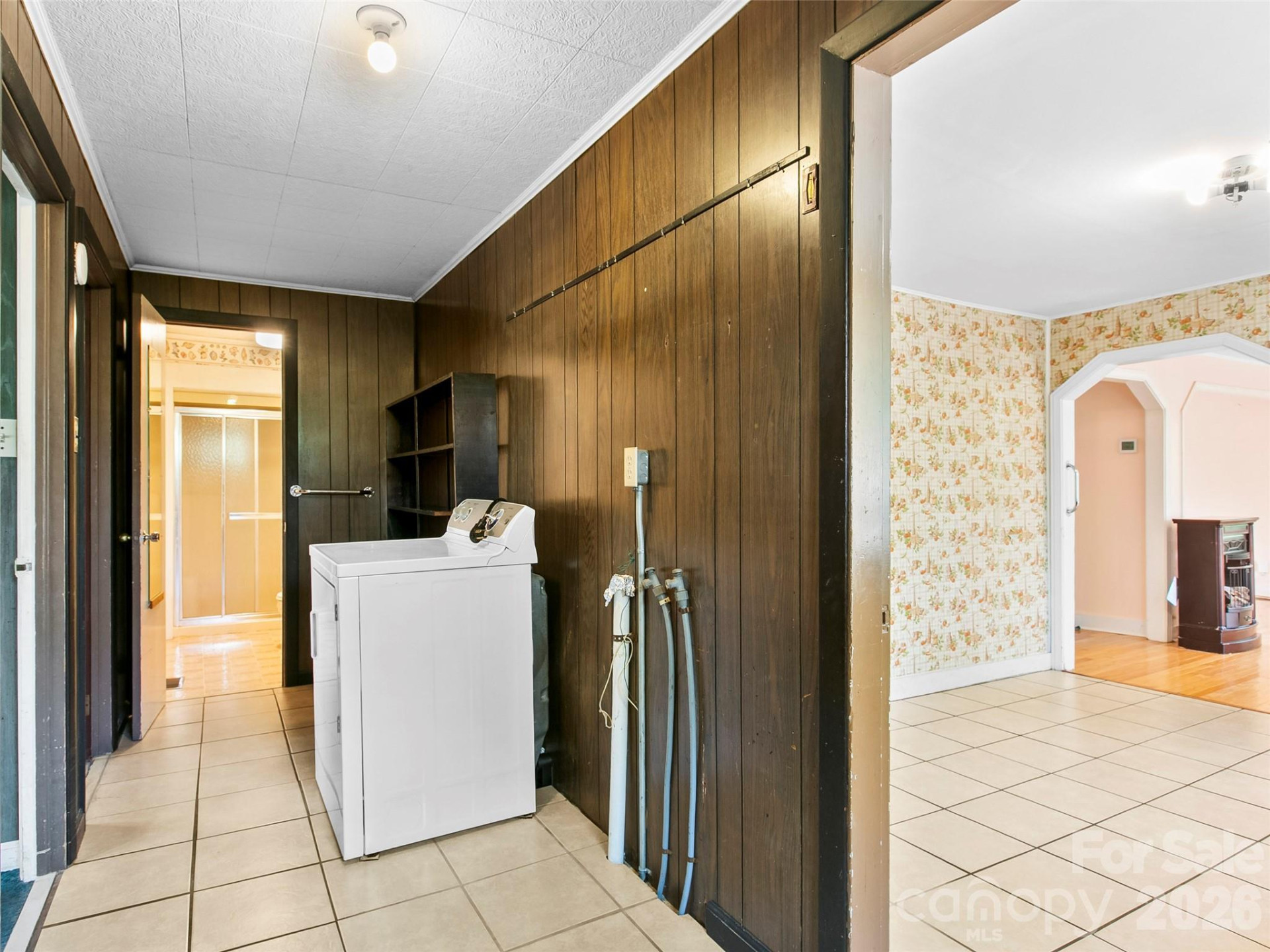 203 Dundee Street - Photo 18