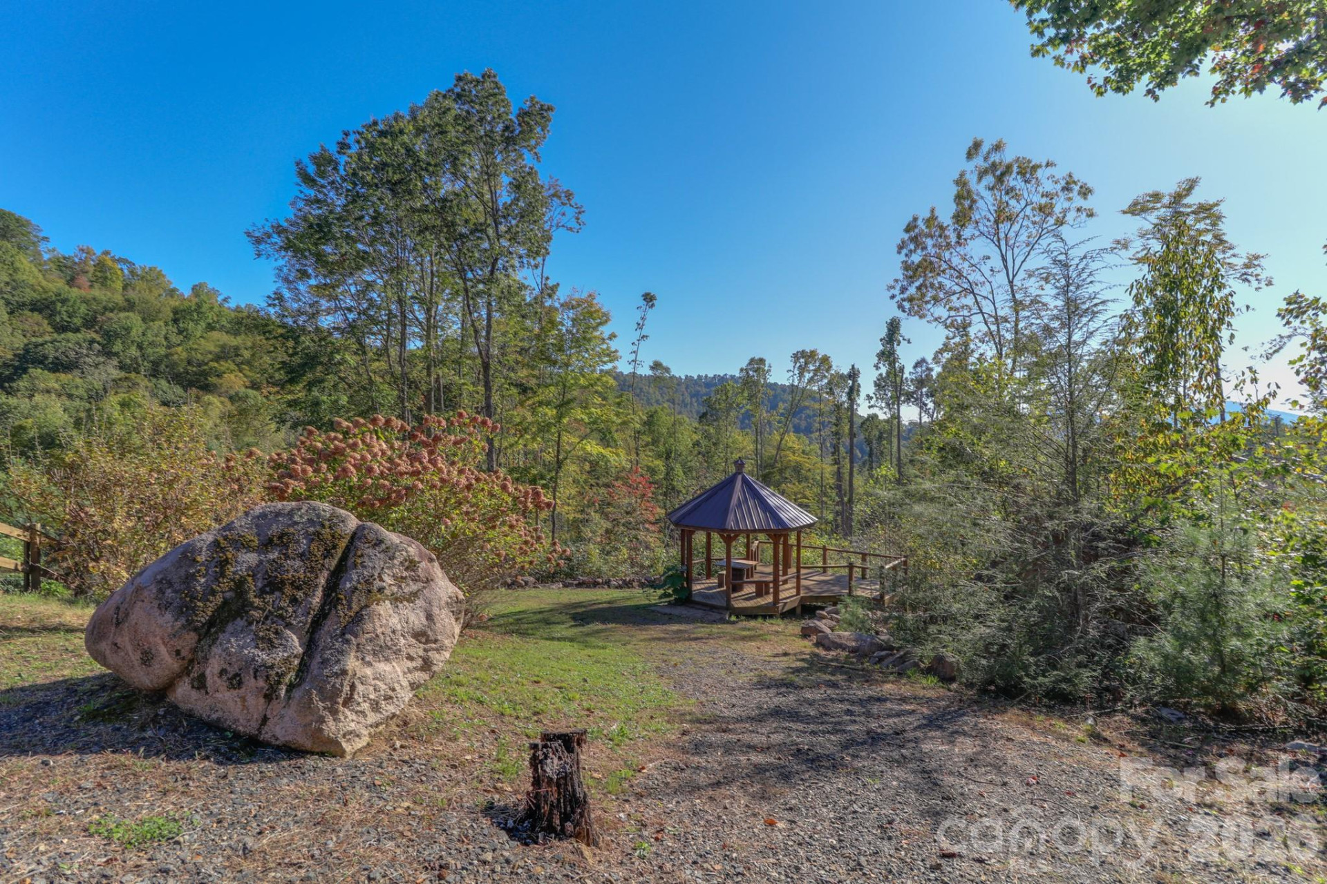 2811 Poplar Creek Road - Photo 27
