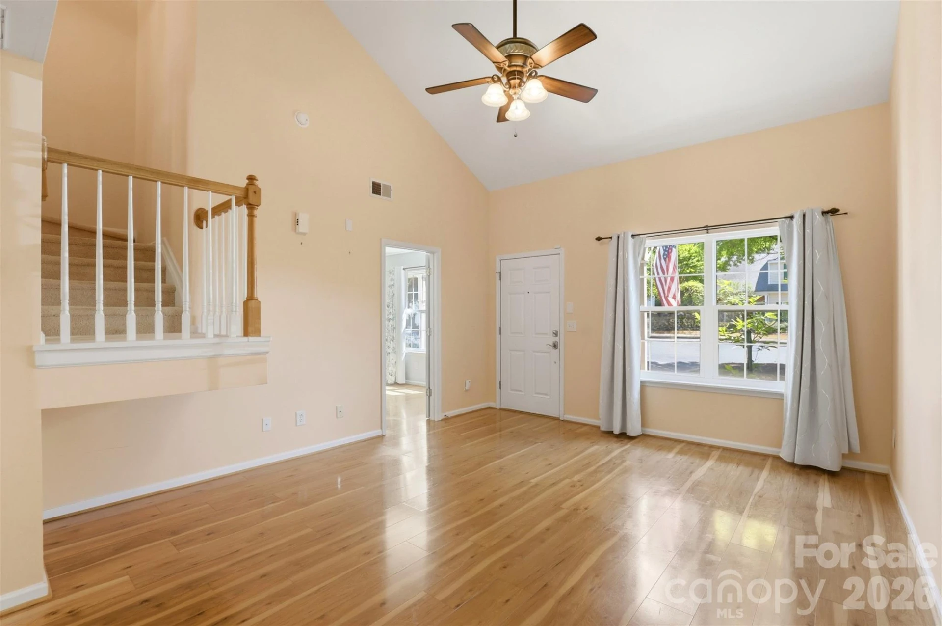 6142 Warrior Avenue - Photo 5