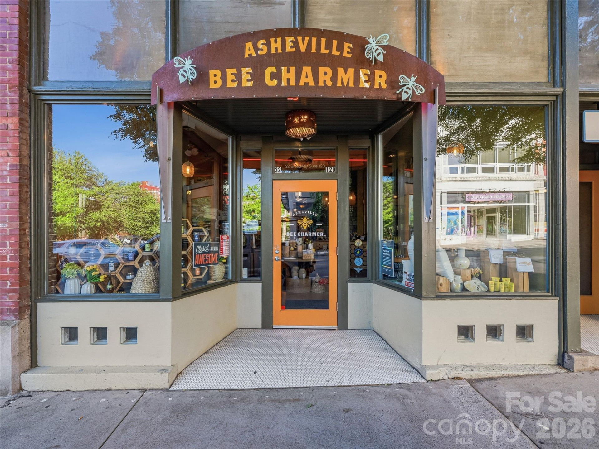 32 Broadway Street #120