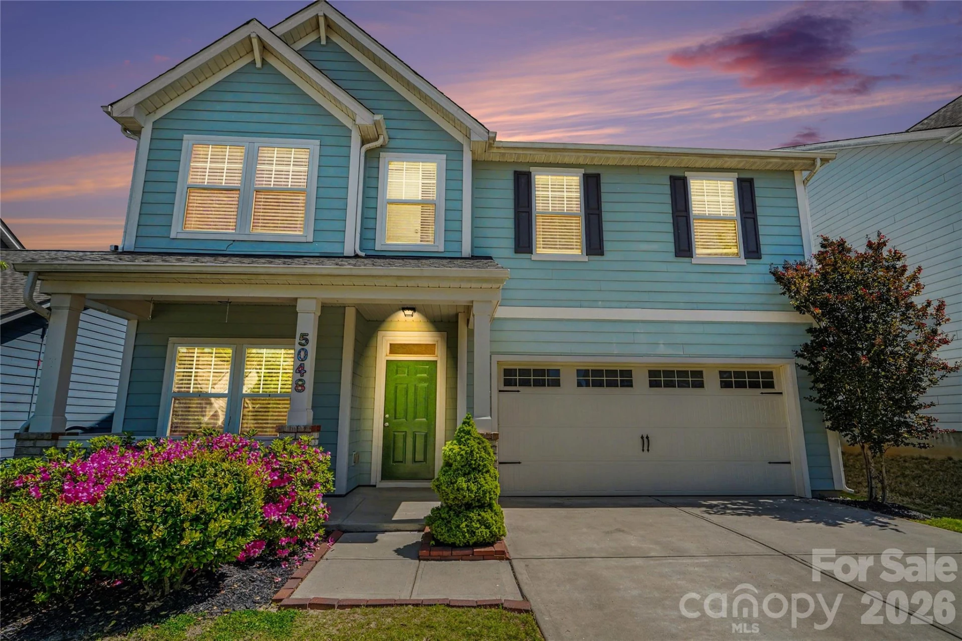 5048 Thomasville Drive - Photo 2
