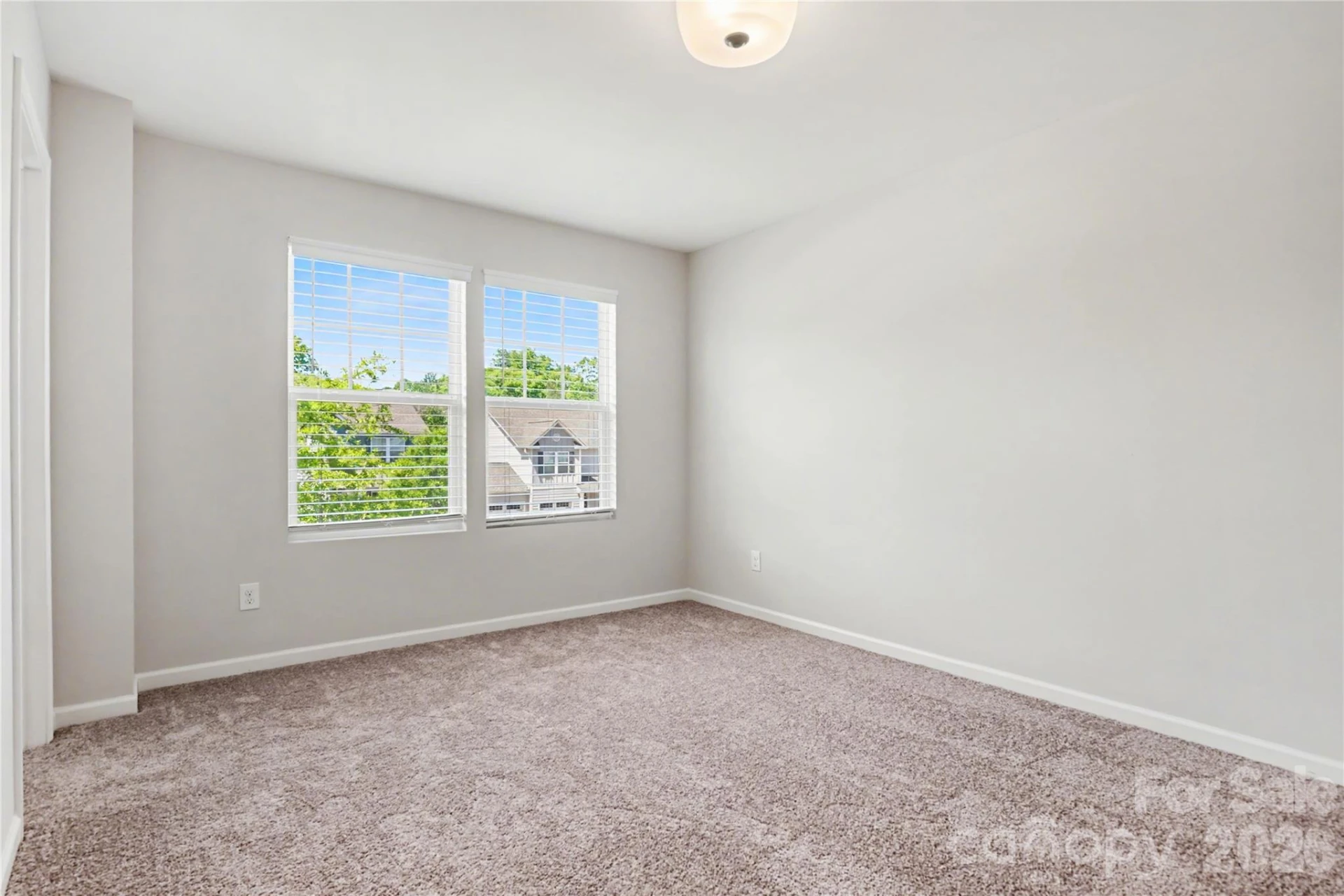 5048 Thomasville Drive - Photo 21