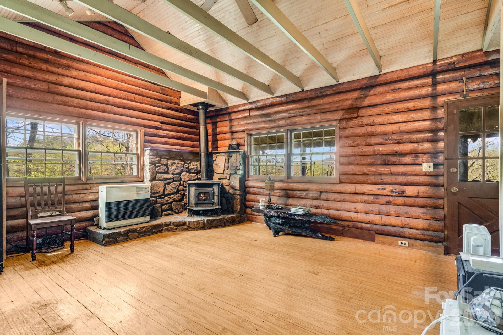 770 Echo Hill Drive - Photo 8