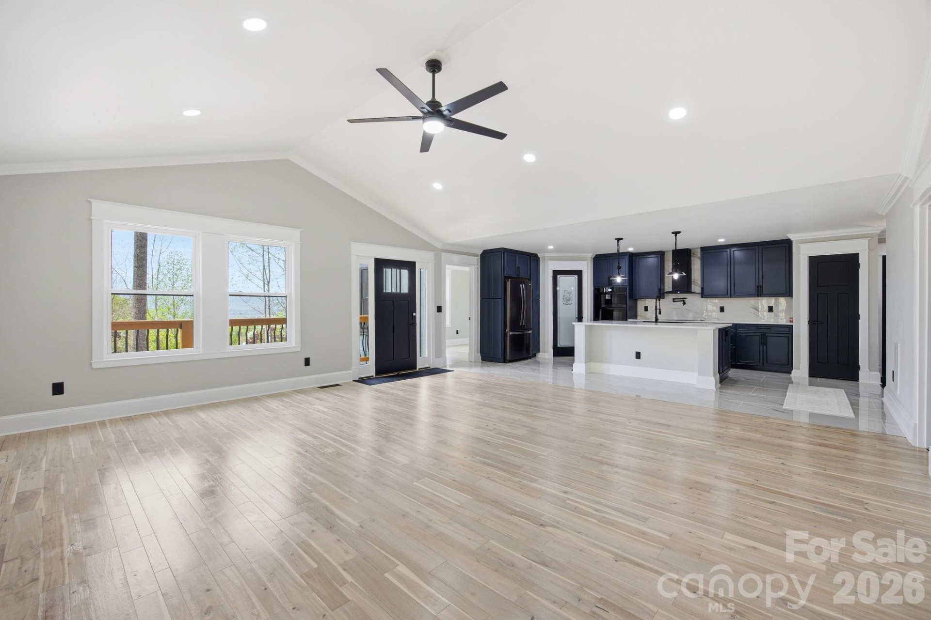 276 Coopers Drive - Photo 3