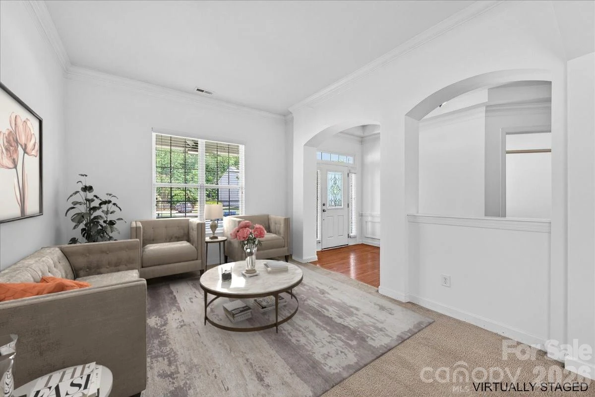 428 Ranelagh Drive - Photo 3