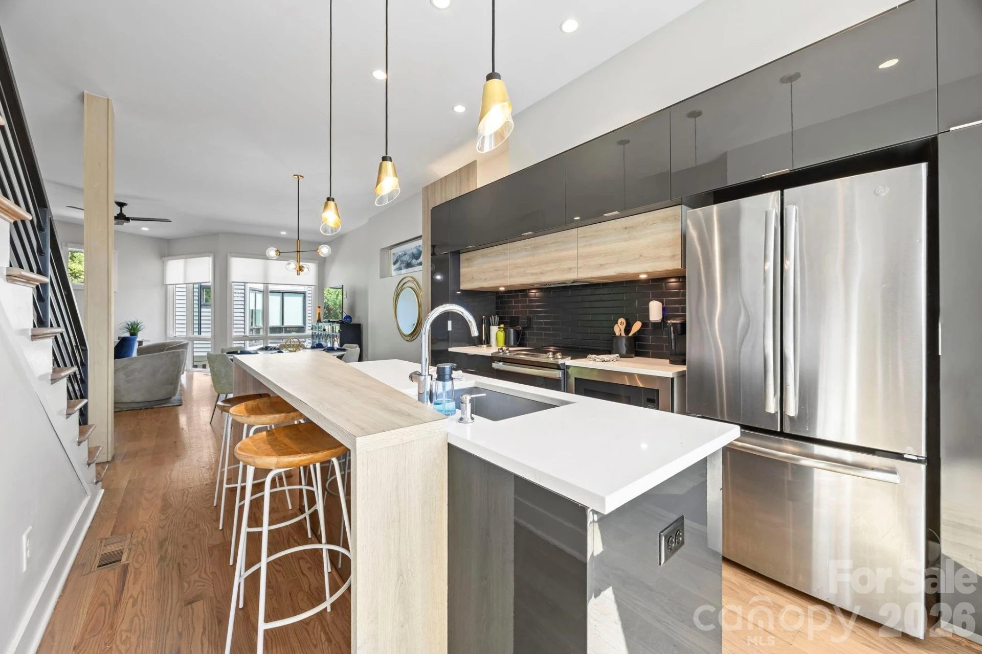 1062 Kenilworth Avenue - Photo 8
