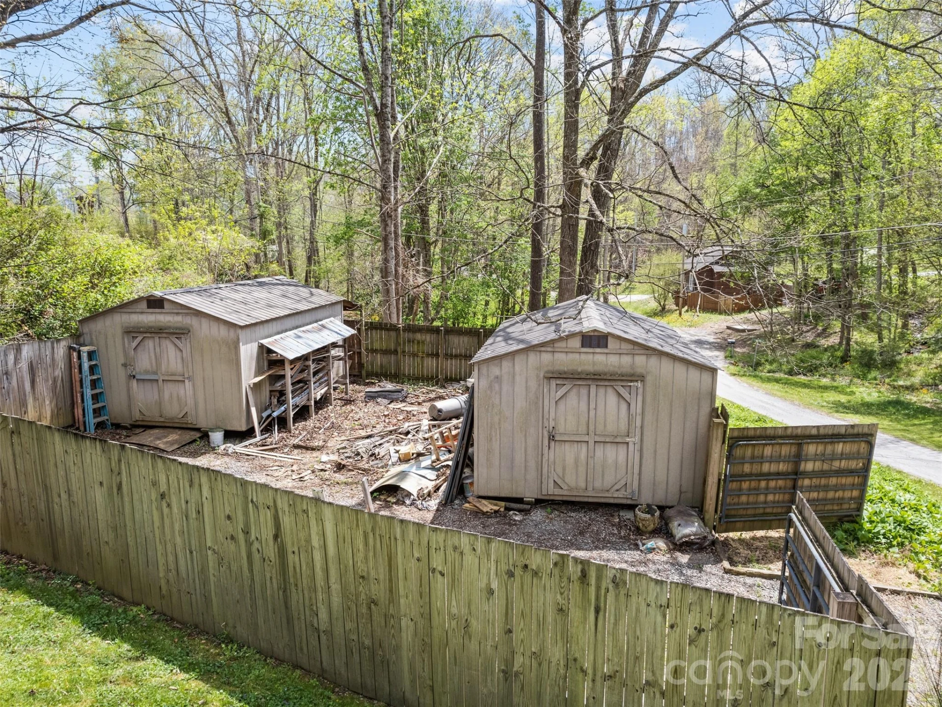 26 Lansing Road - Photo 5