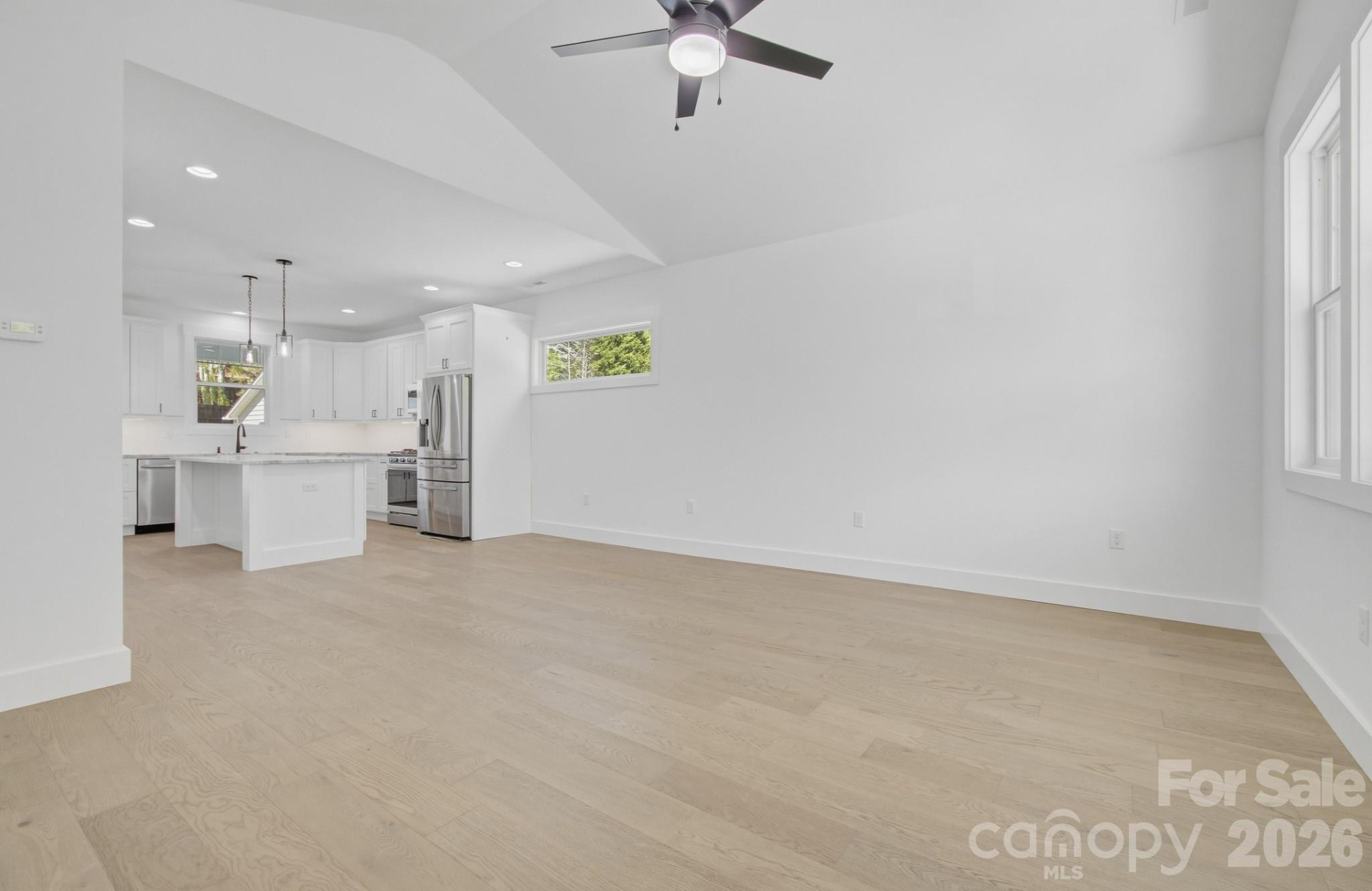 615 Allen Street - Photo 5