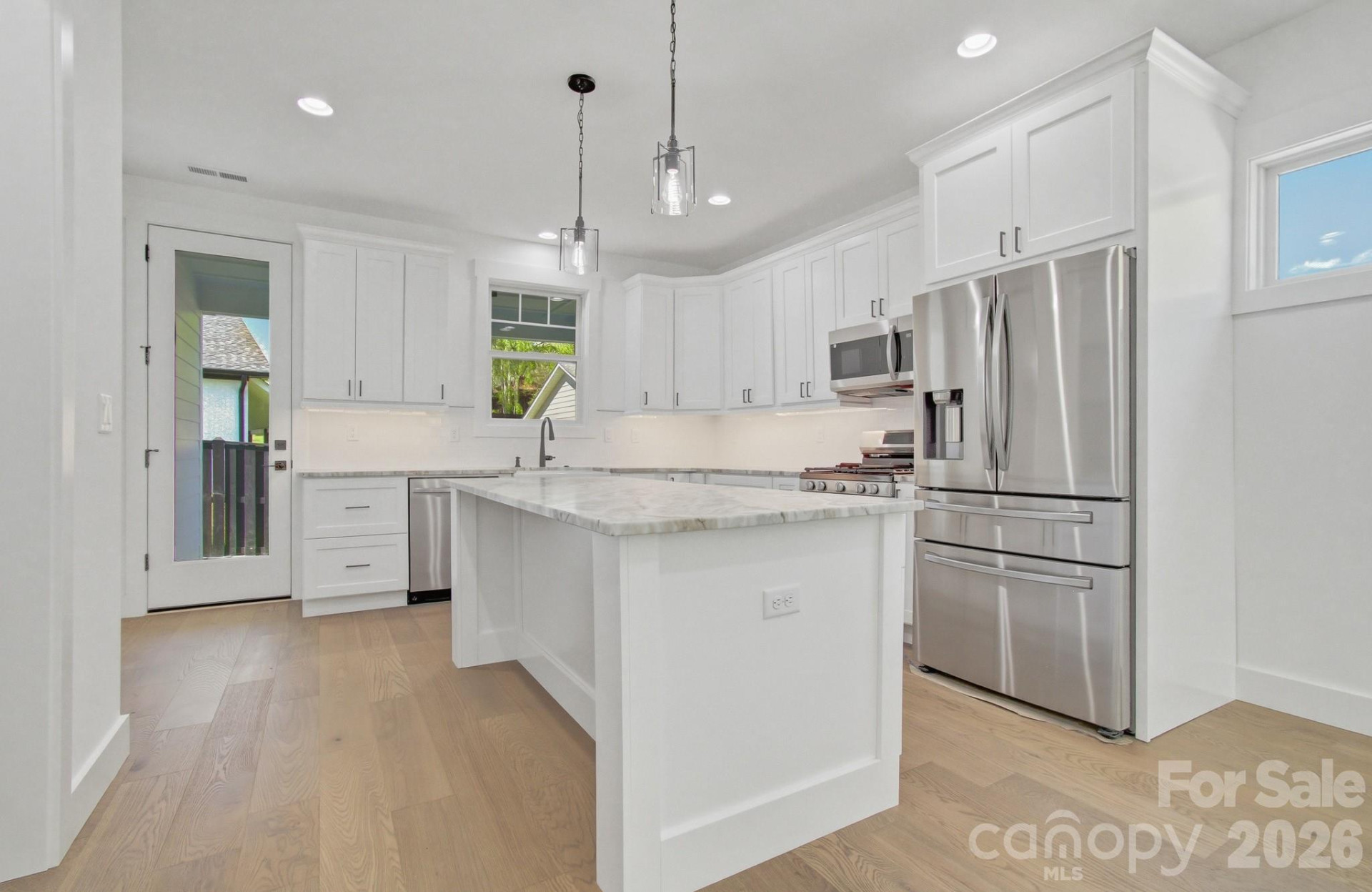 615 Allen Street - Photo 8