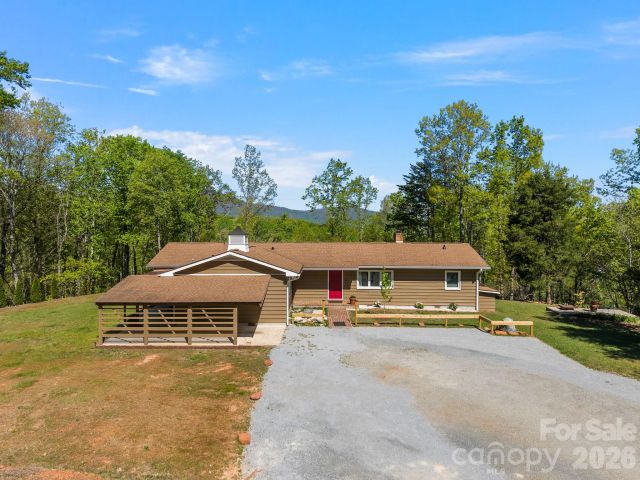 110 Persimmon Hill Court, Columbus, NC, 28722
