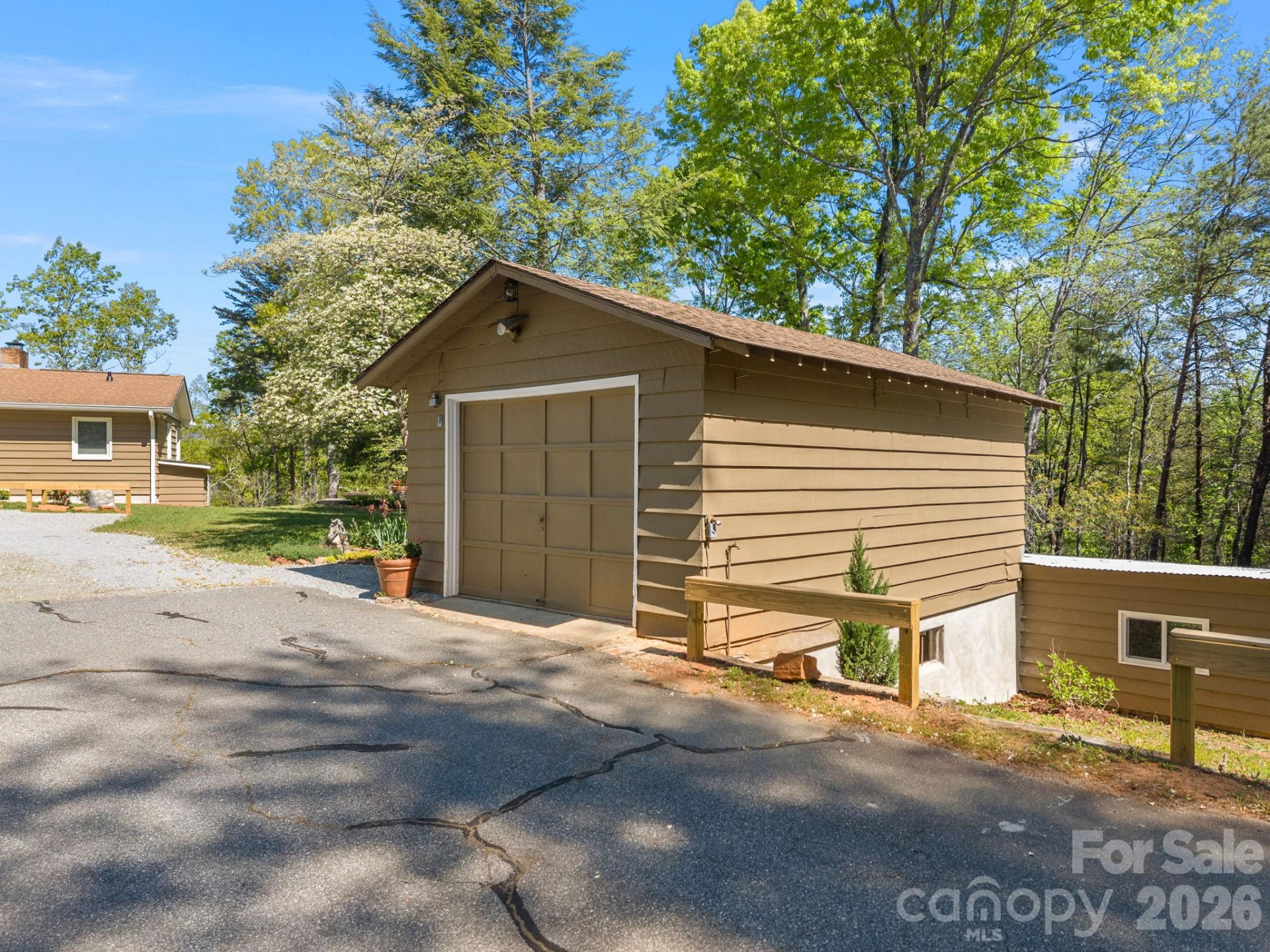 110 Persimmon Hill Court - Photo 44