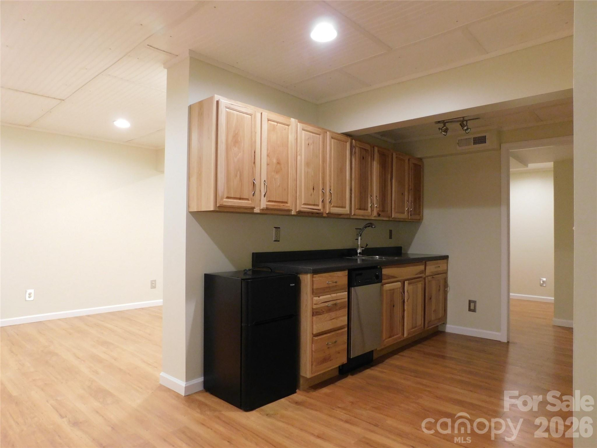 1064 Skye Drive - Photo 30