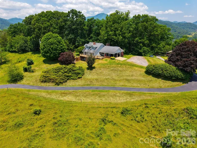 80 Gobblers Knob Drive, Clyde, NC, 28721