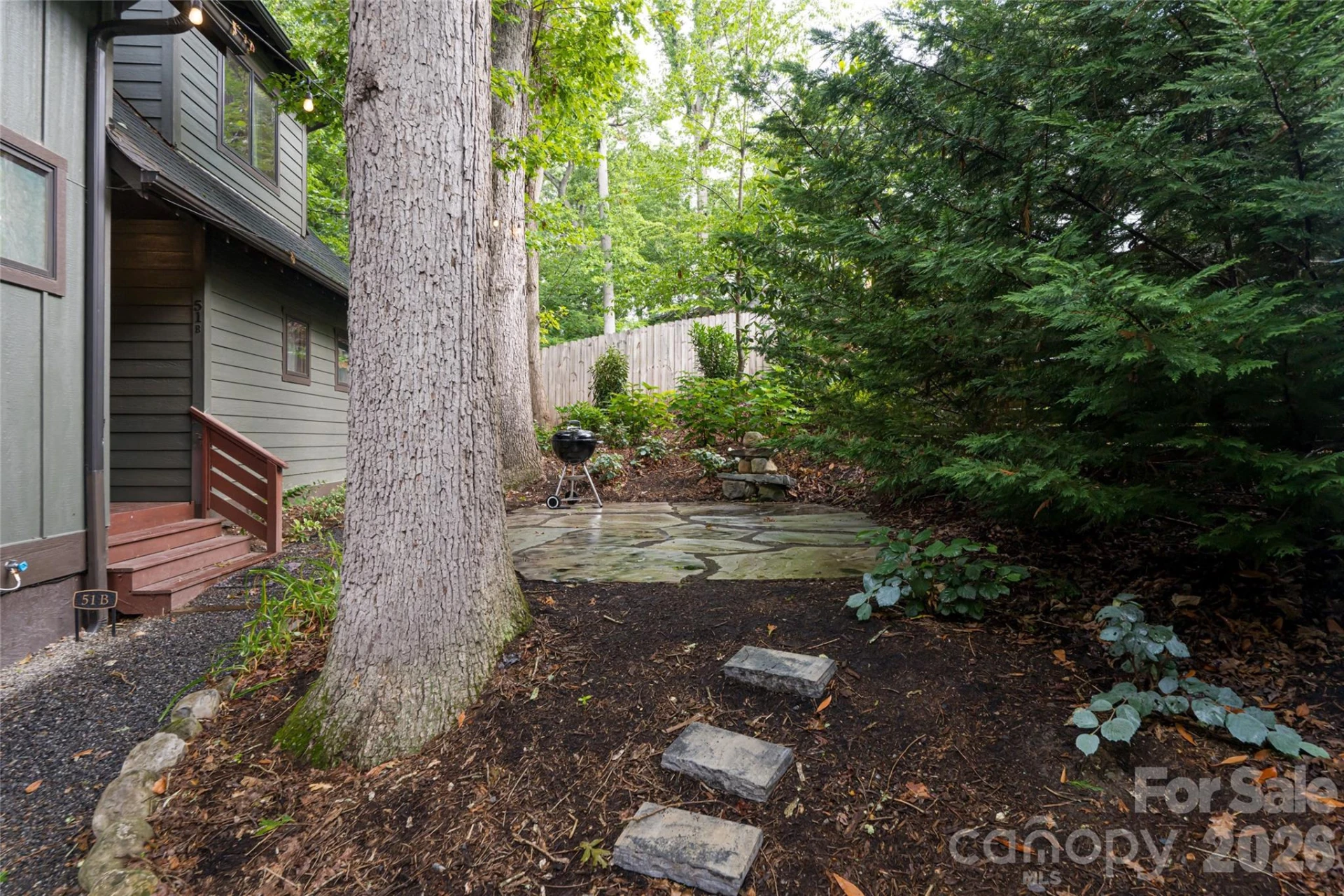 51, 51B Westover Drive - Photo 8