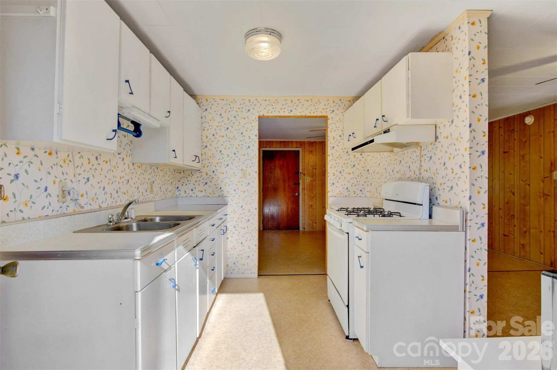 24 Berkley Street - Photo 12
