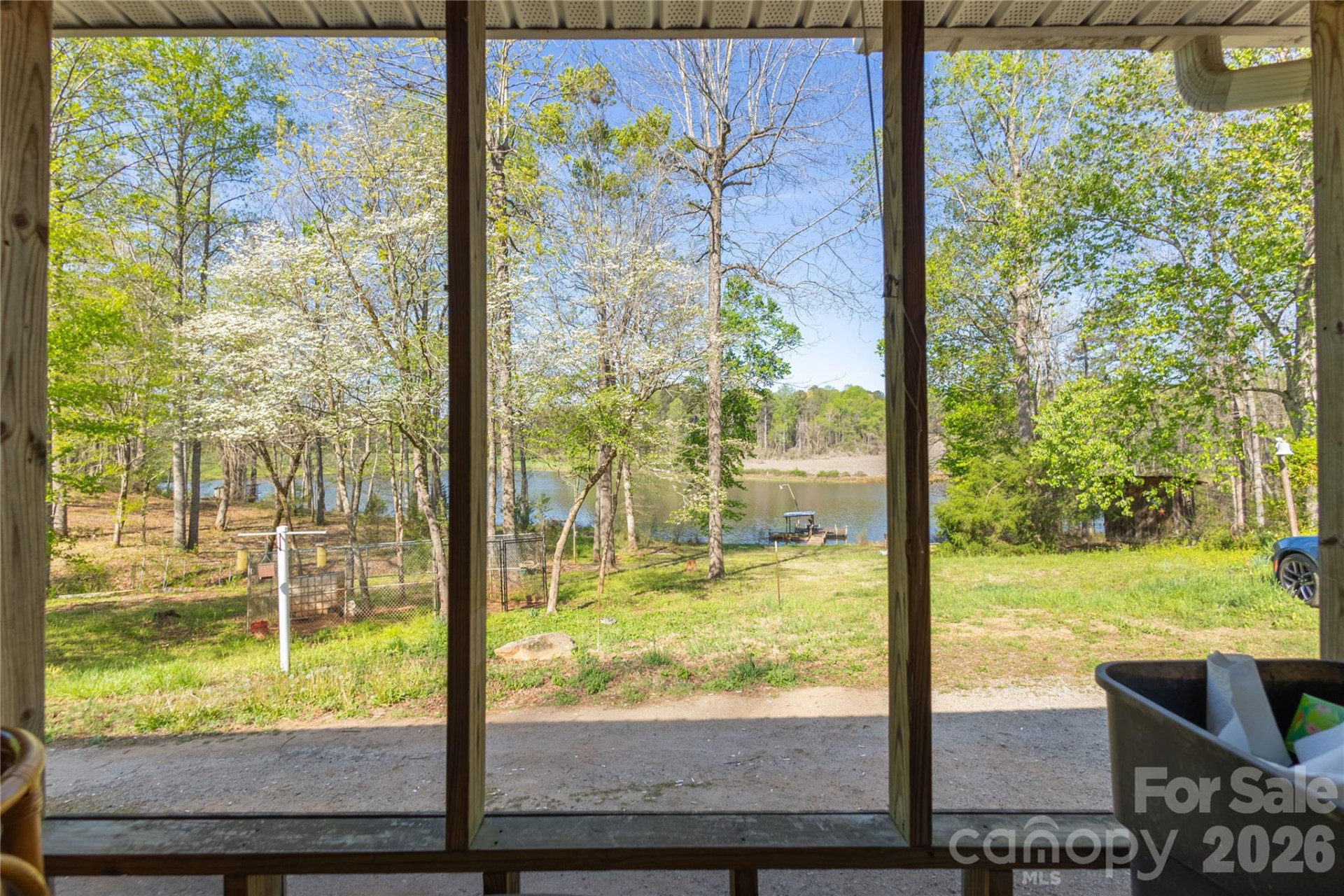 261 Groves Parkway - Photo 20