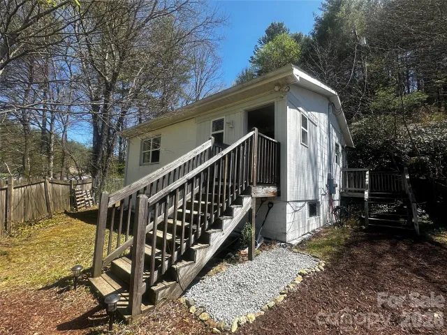 7 Poplar Drive, Spruce Pine, NC, 28777