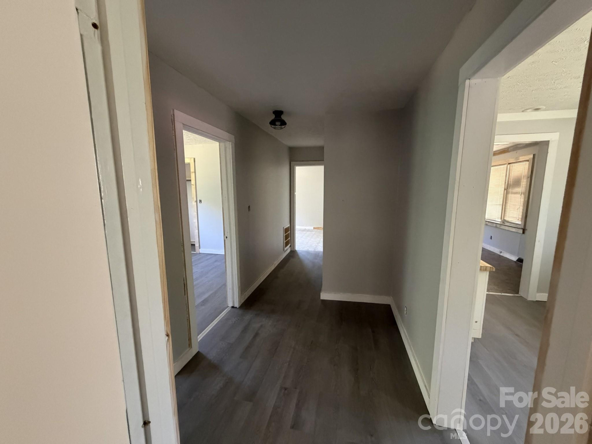 183 Pebble Drive - Photo 4