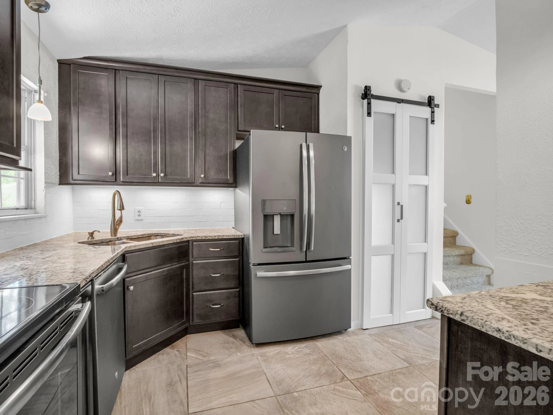 227 Bradshaw Avenue - Photo 11