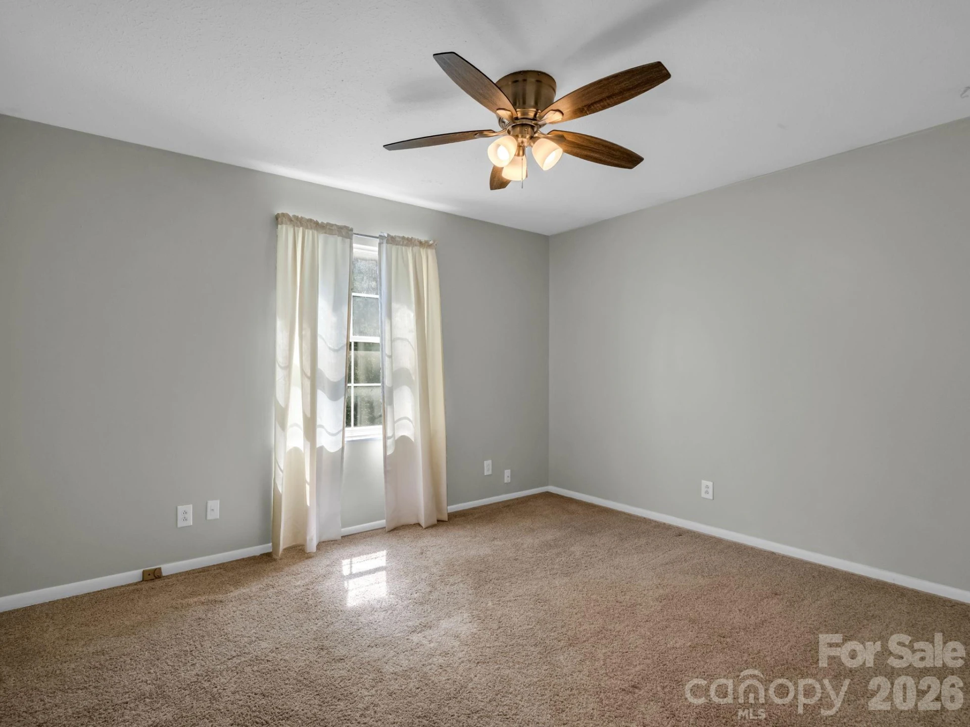 227 Bradshaw Avenue - Photo 14
