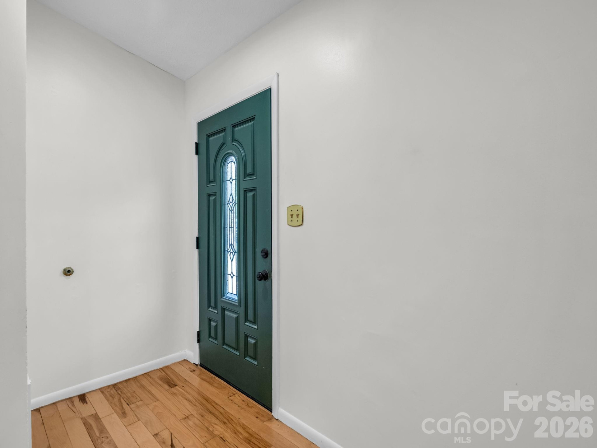 227 Bradshaw Avenue - Photo 3