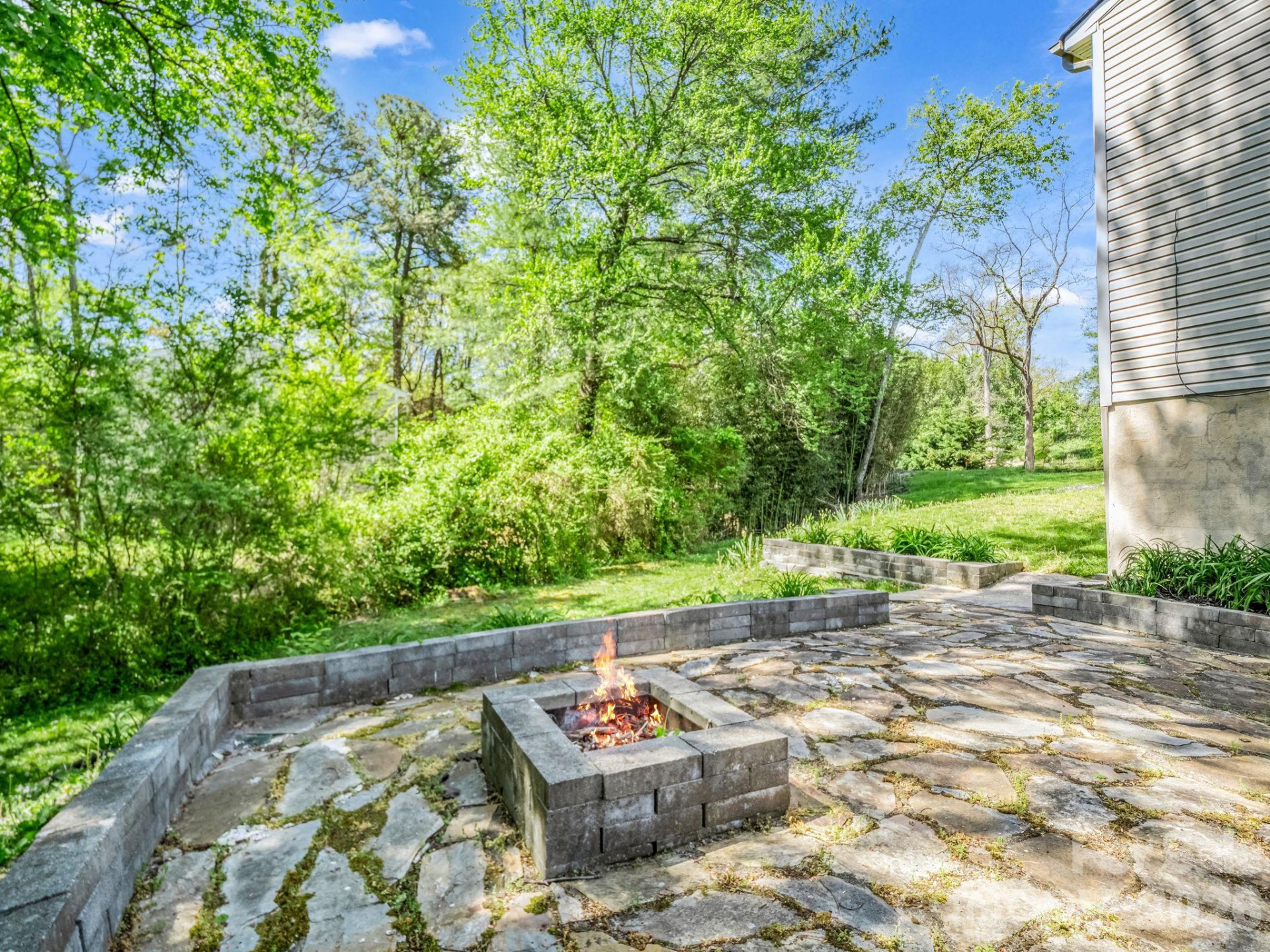 227 Bradshaw Avenue - Photo 32