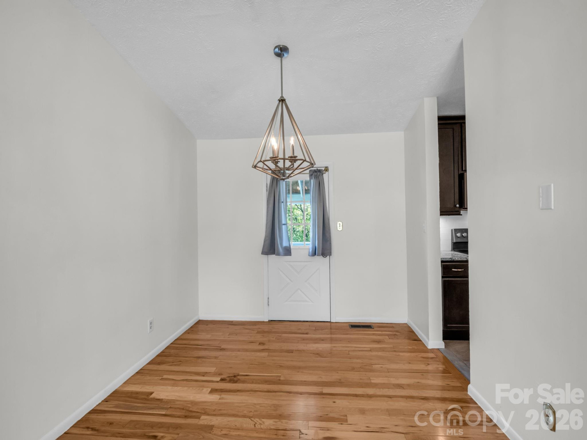 227 Bradshaw Avenue - Photo 9