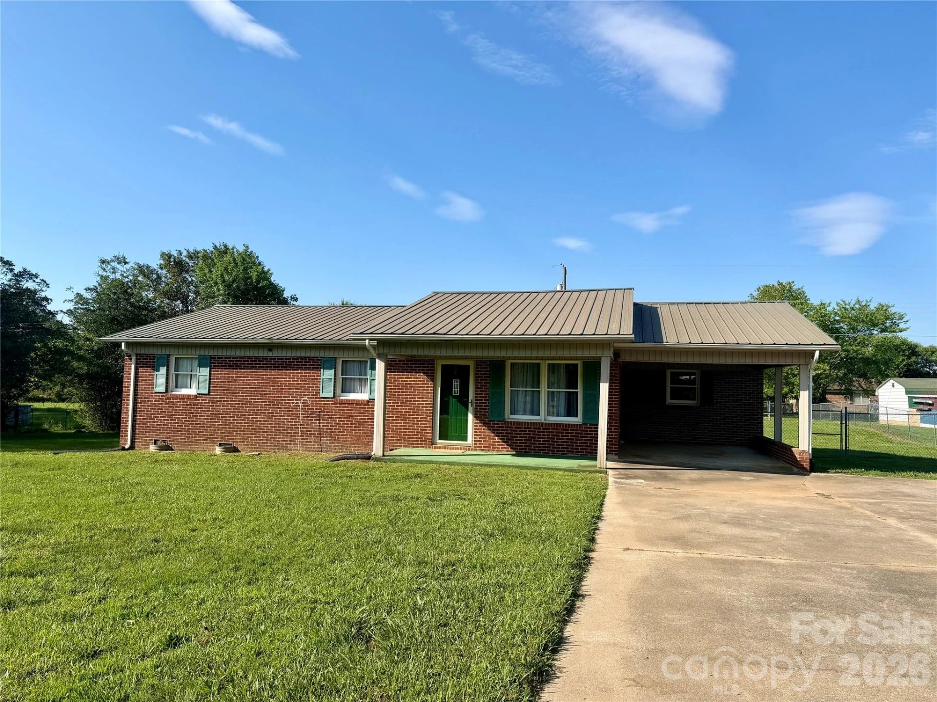 372 Ferry Road - Photo 3