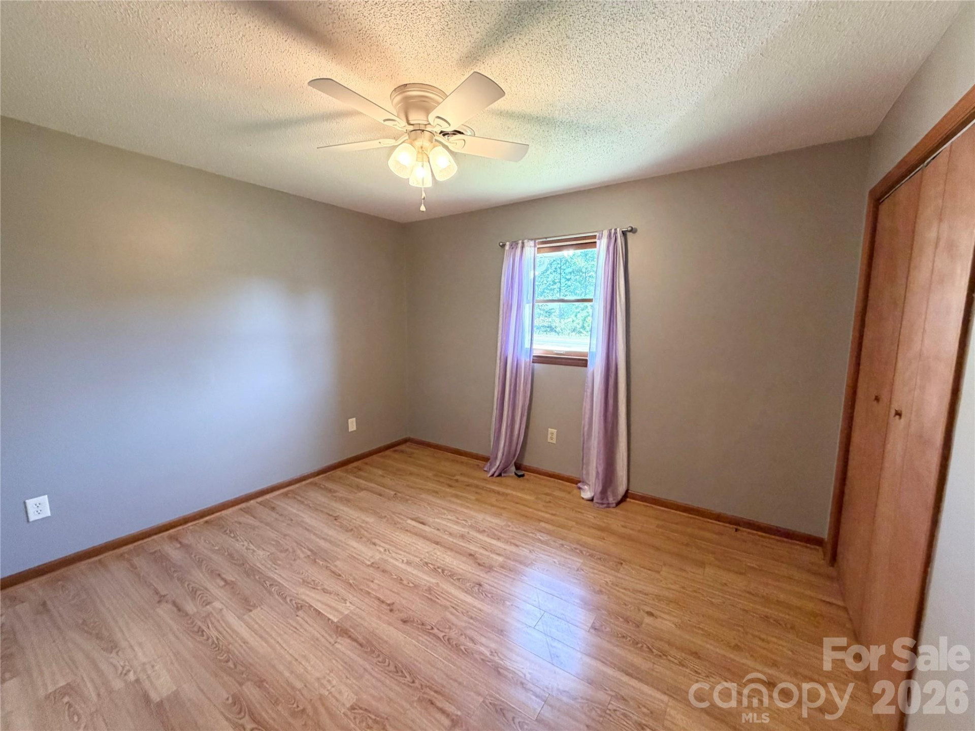 372 Ferry Road - Photo 19