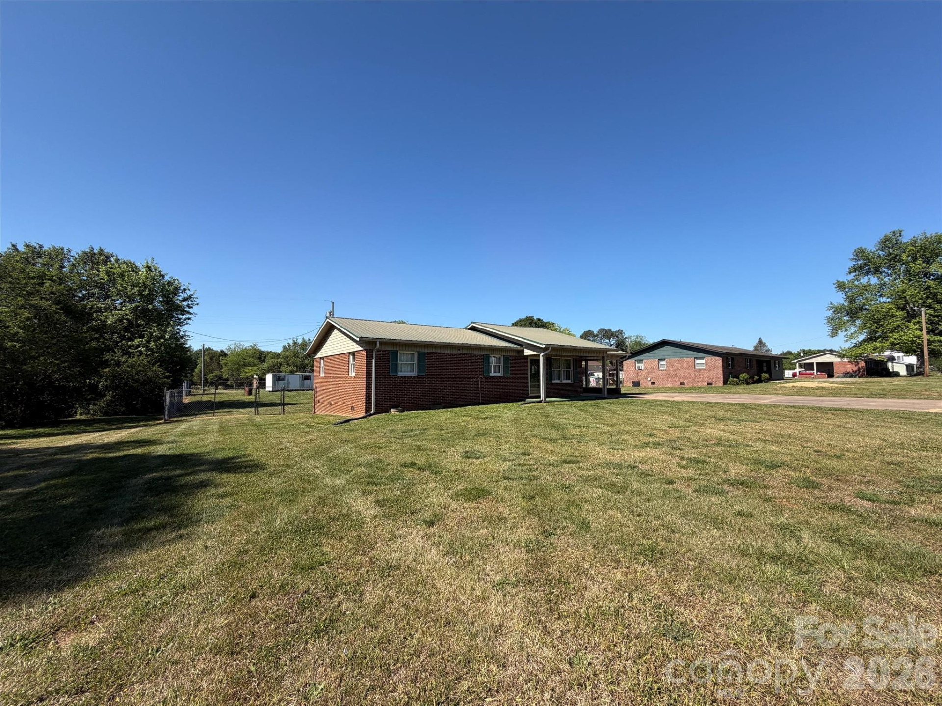 372 Ferry Road - Photo 3