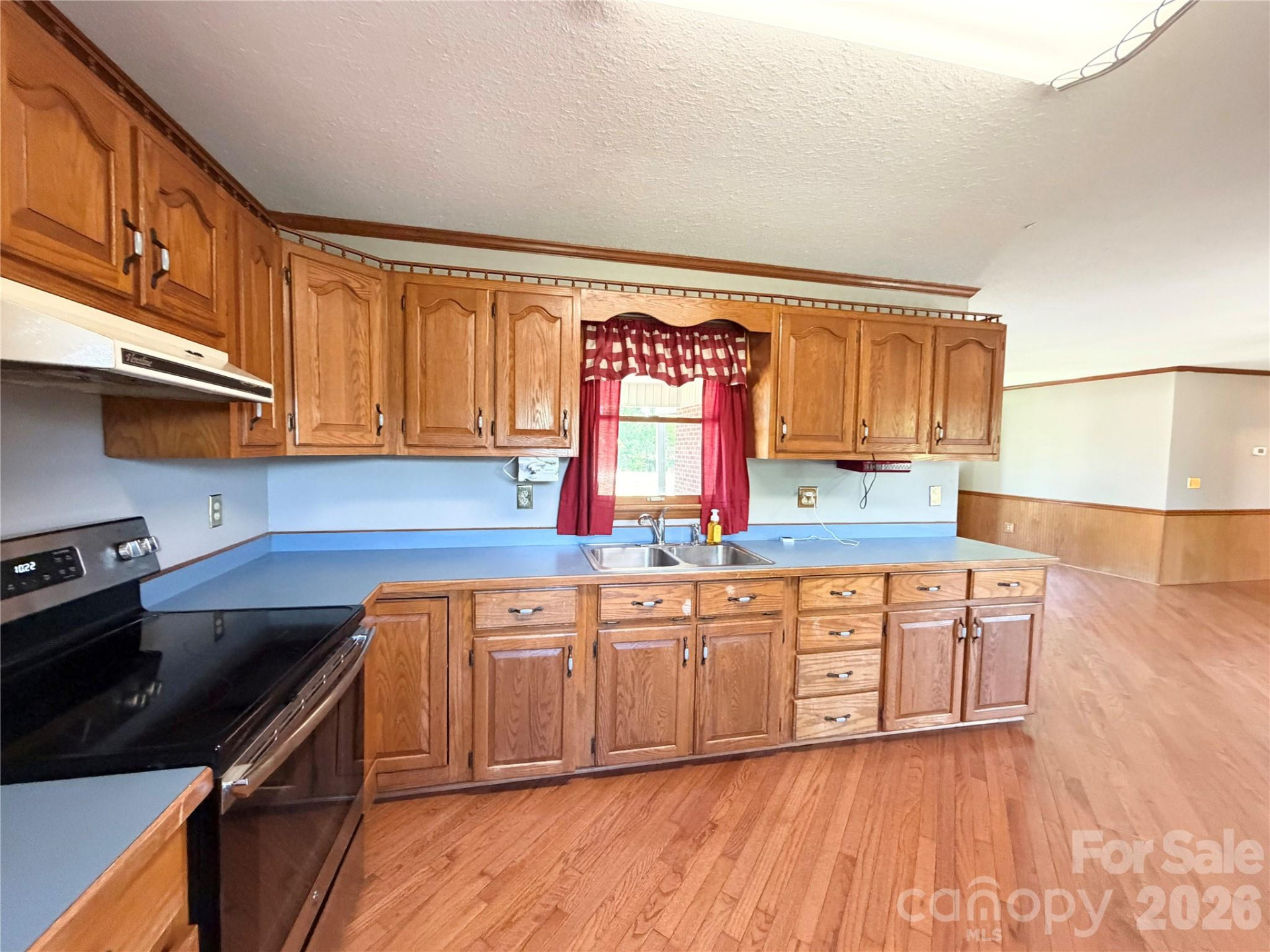 372 Ferry Road - Photo 5