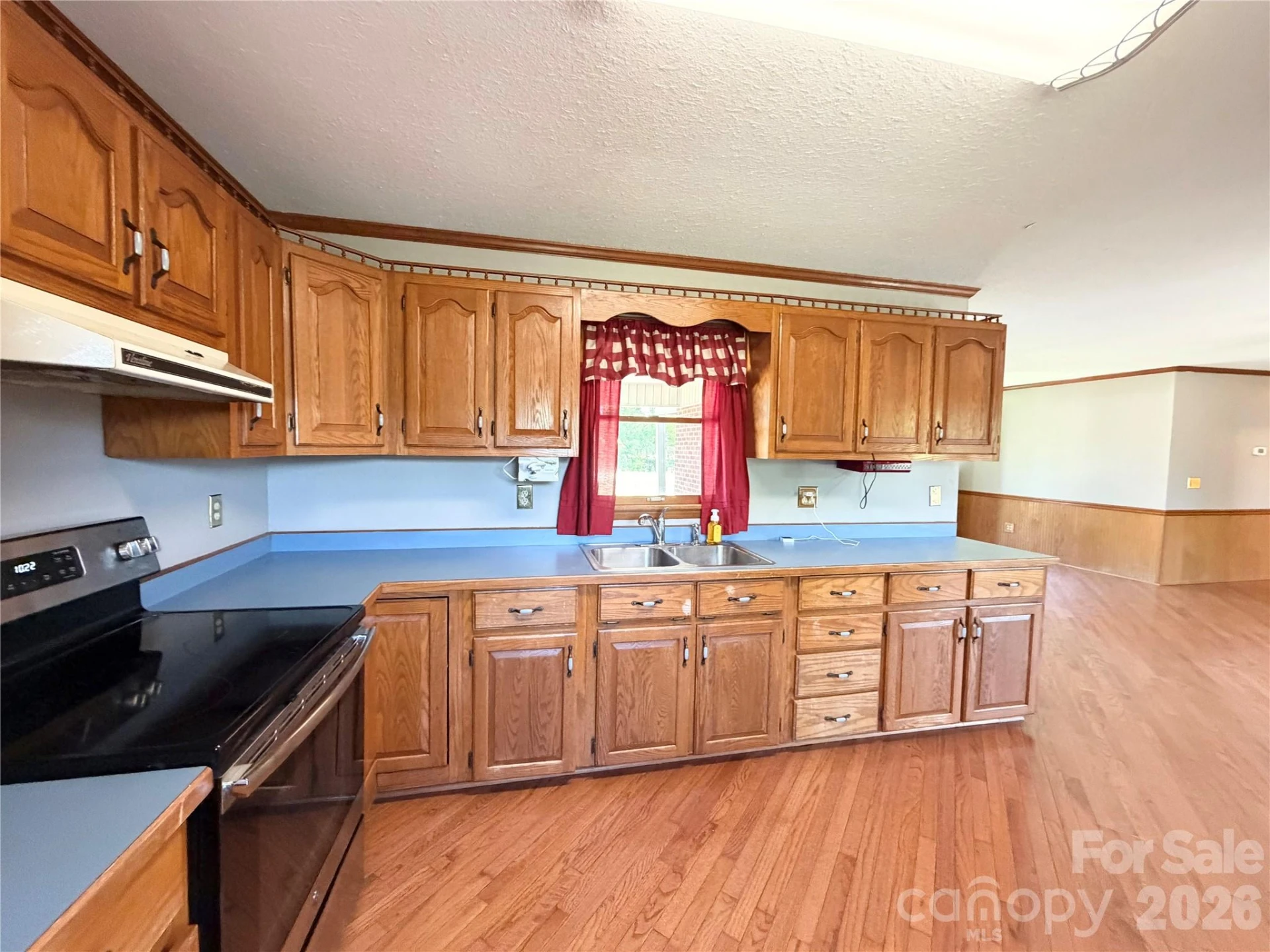 372 Ferry Road - Photo 8