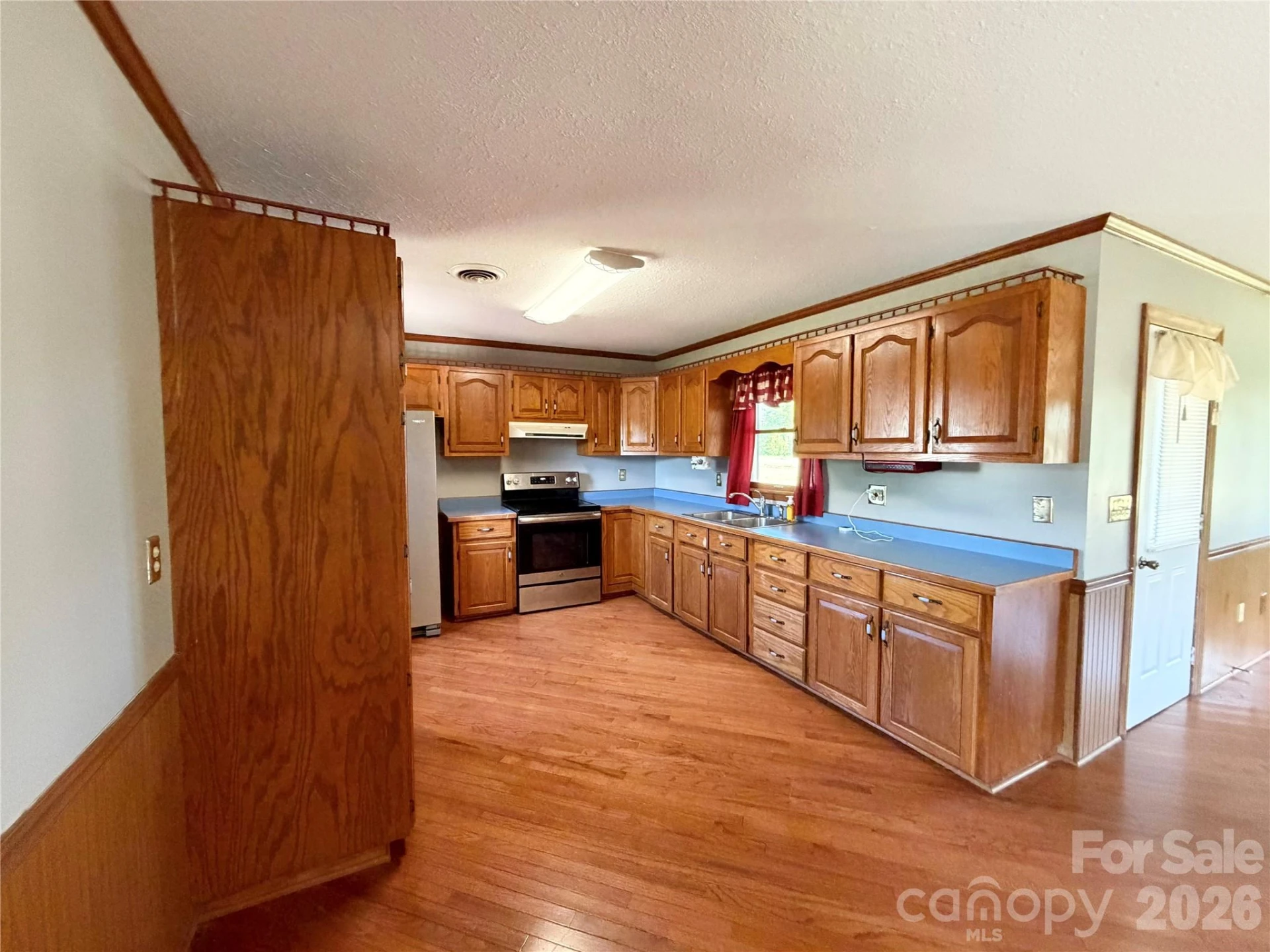 372 Ferry Road - Photo 12