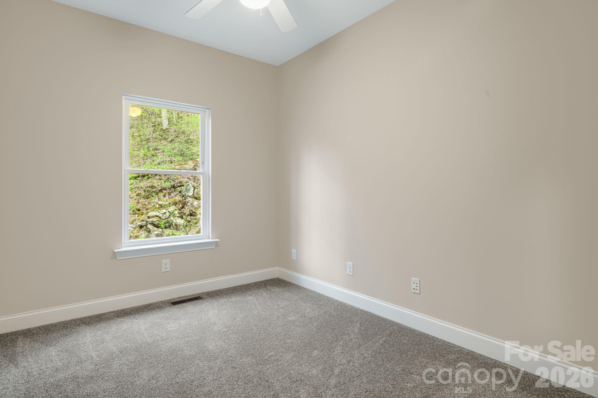 35 Chesten Mountain Drive - Photo 16