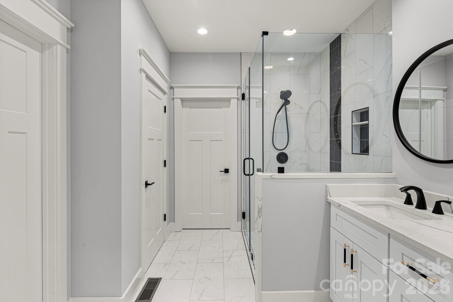 18 Winterhawk Drive - Photo 20