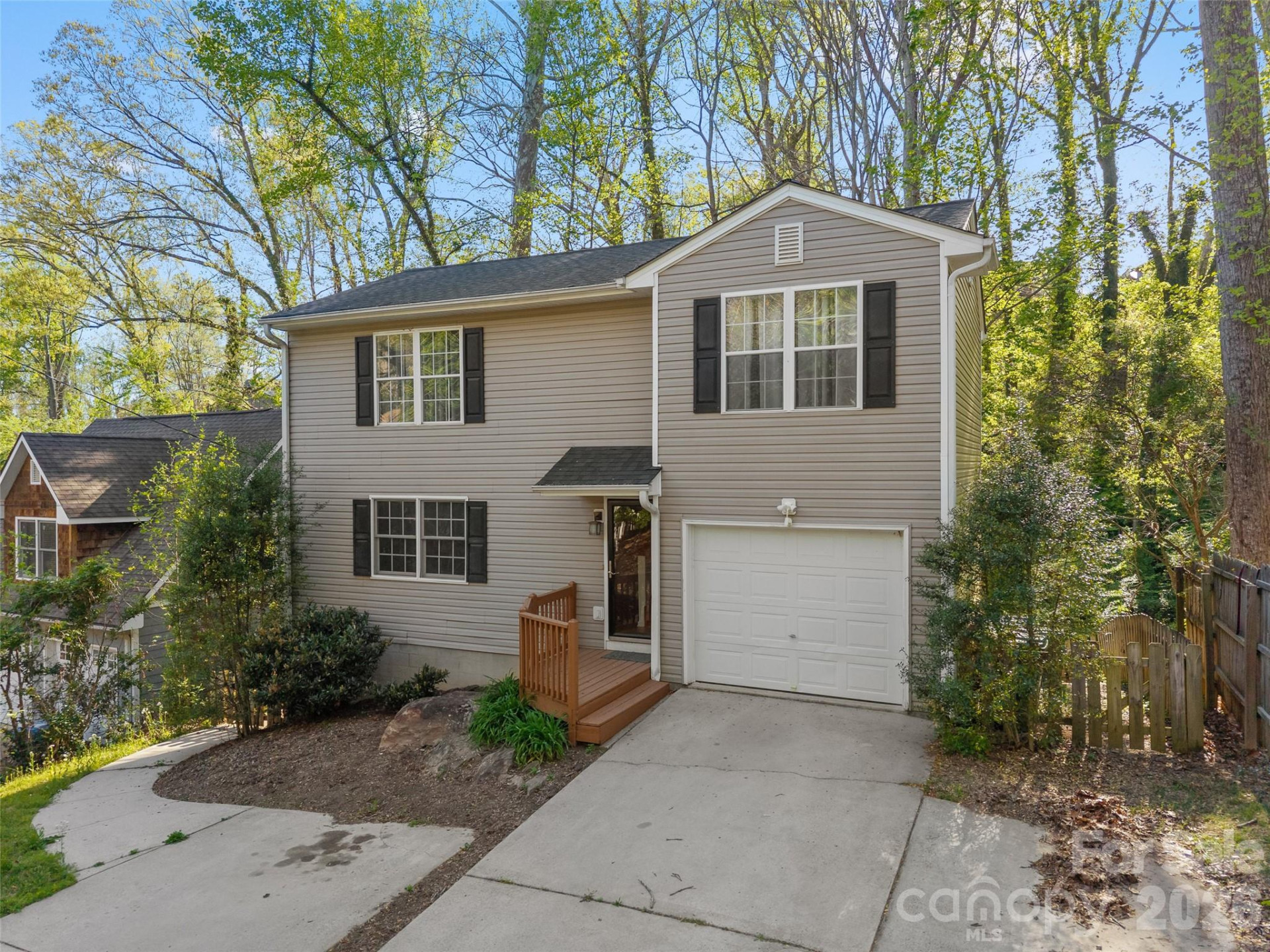 13 Castle Street - Photo 2