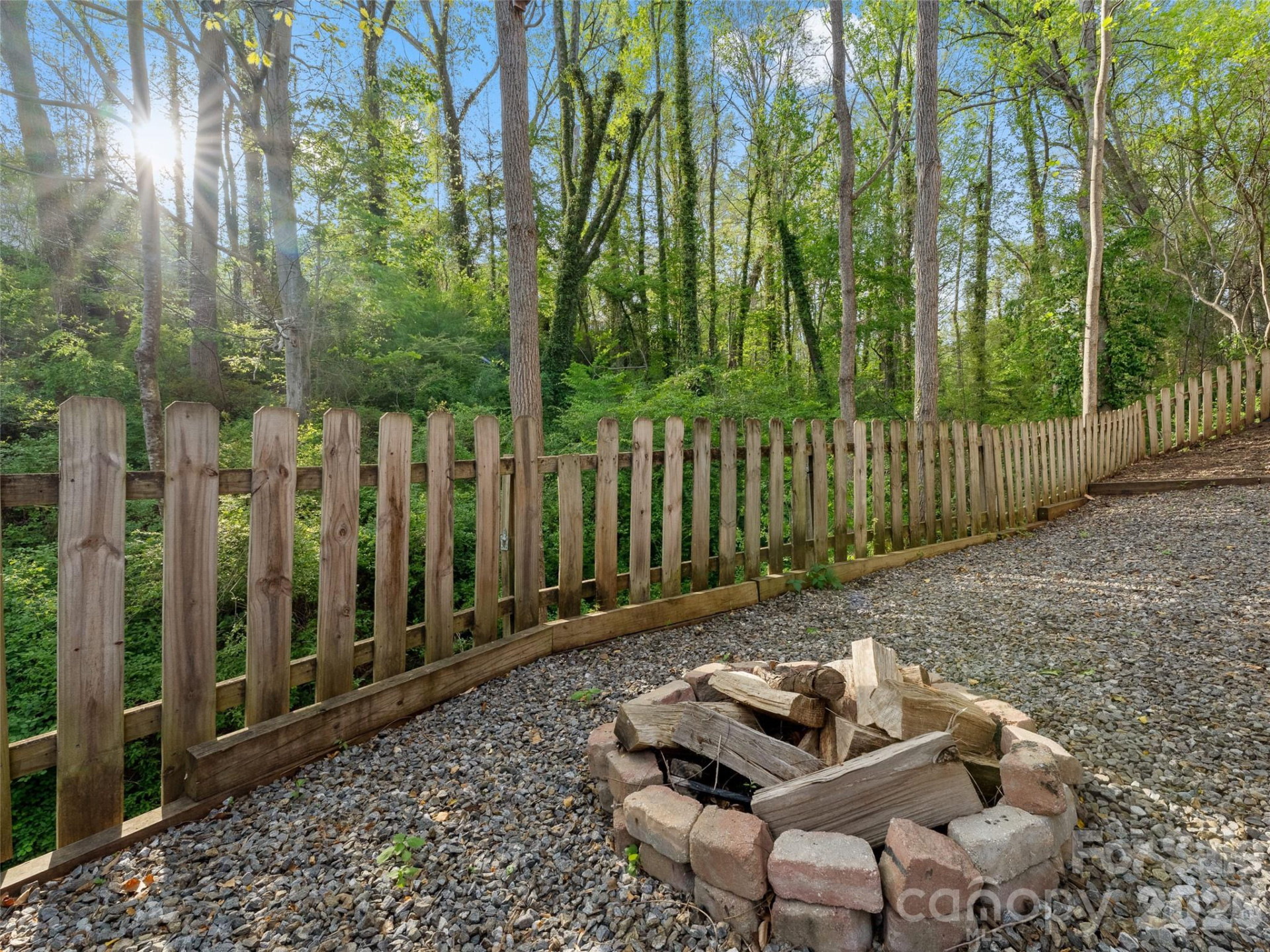 13 Castle Street - Photo 3