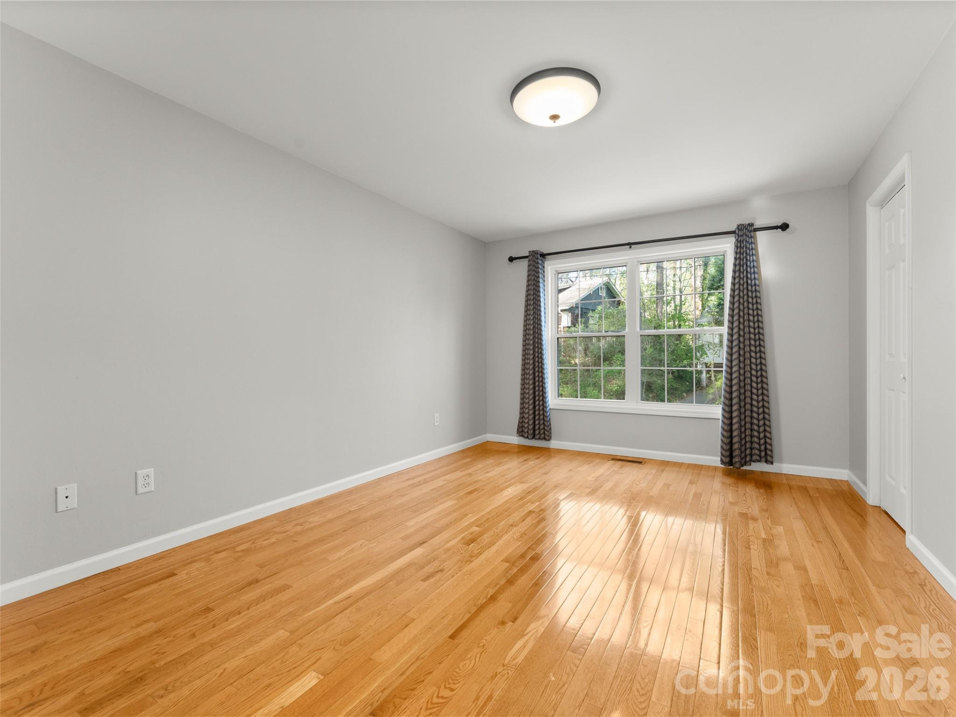 13 Castle Street - Photo 22