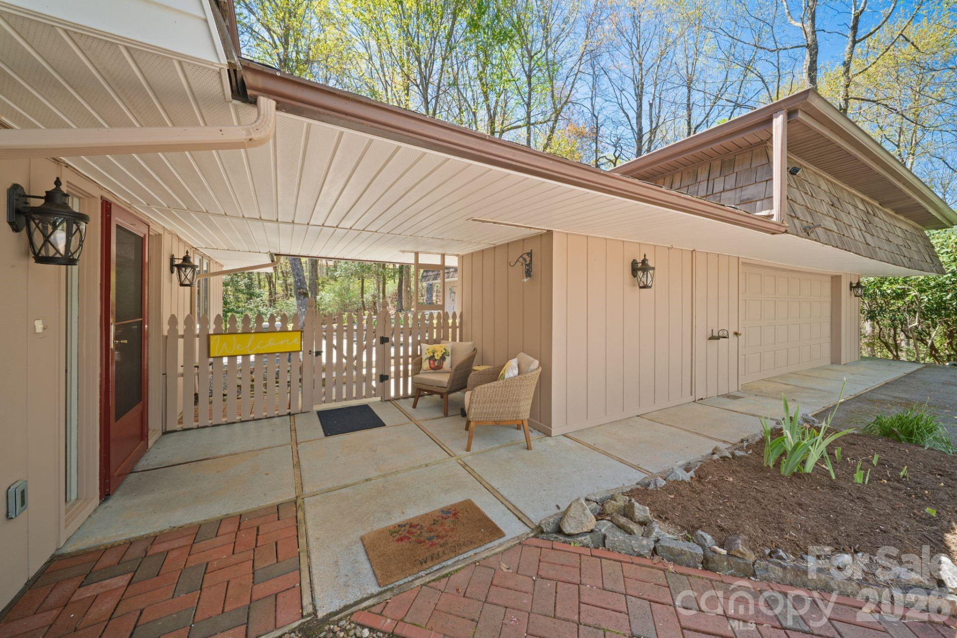 363 Sequoyah Lane - Photo 4