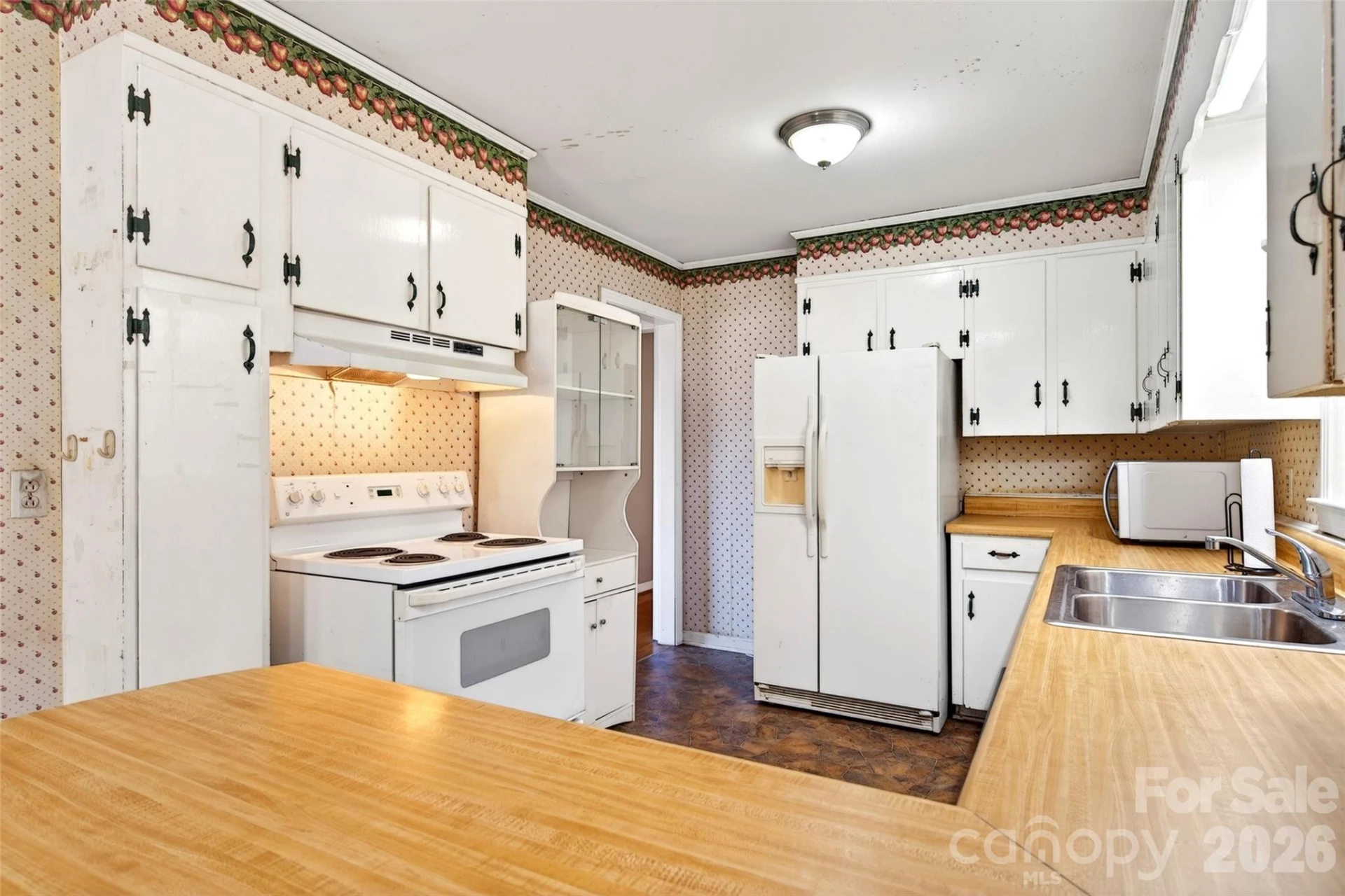 106 Chapel Street - Photo 15