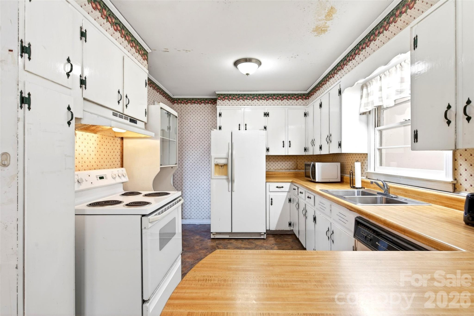 106 Chapel Street - Photo 17