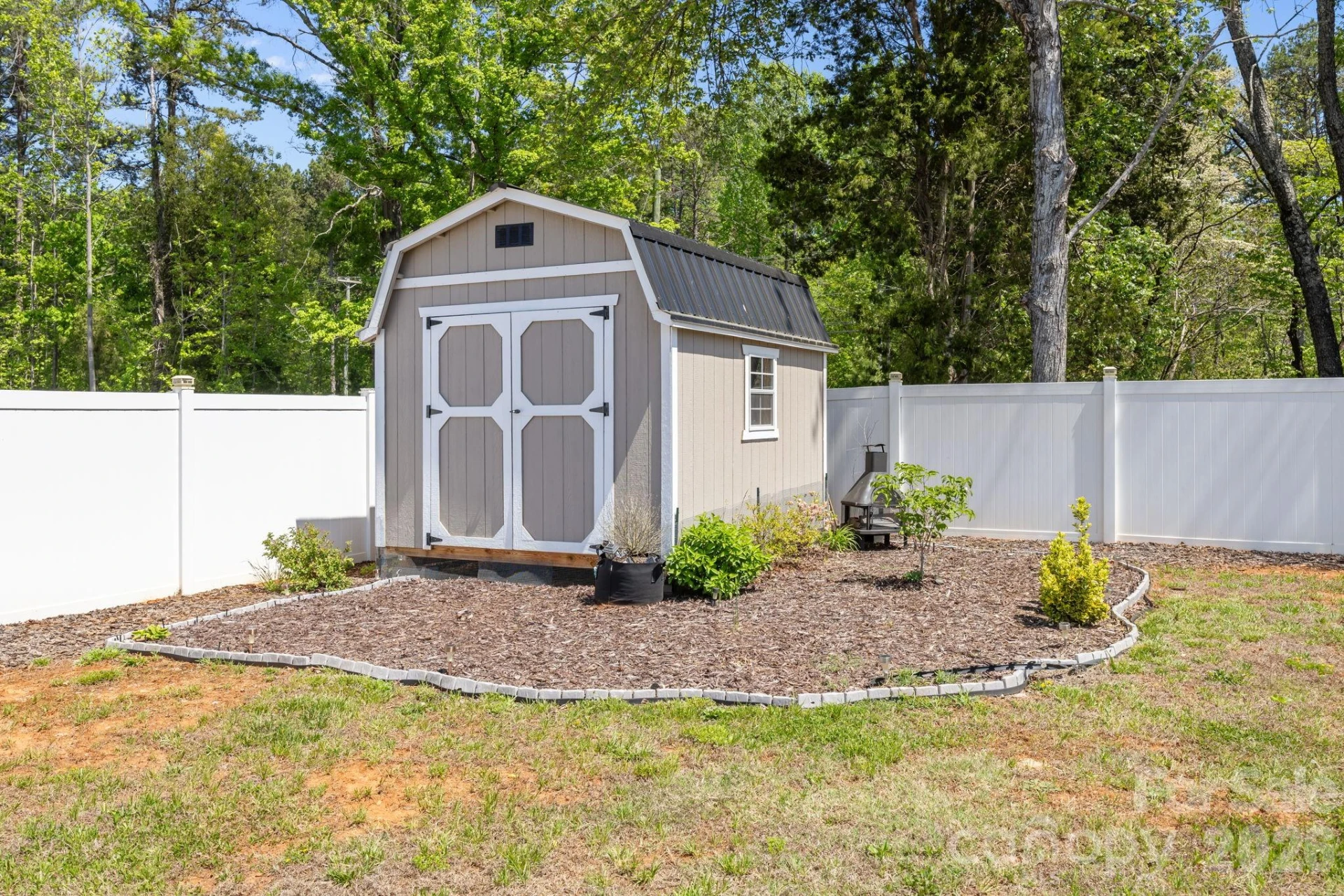 385 Olivia Court - Photo 11