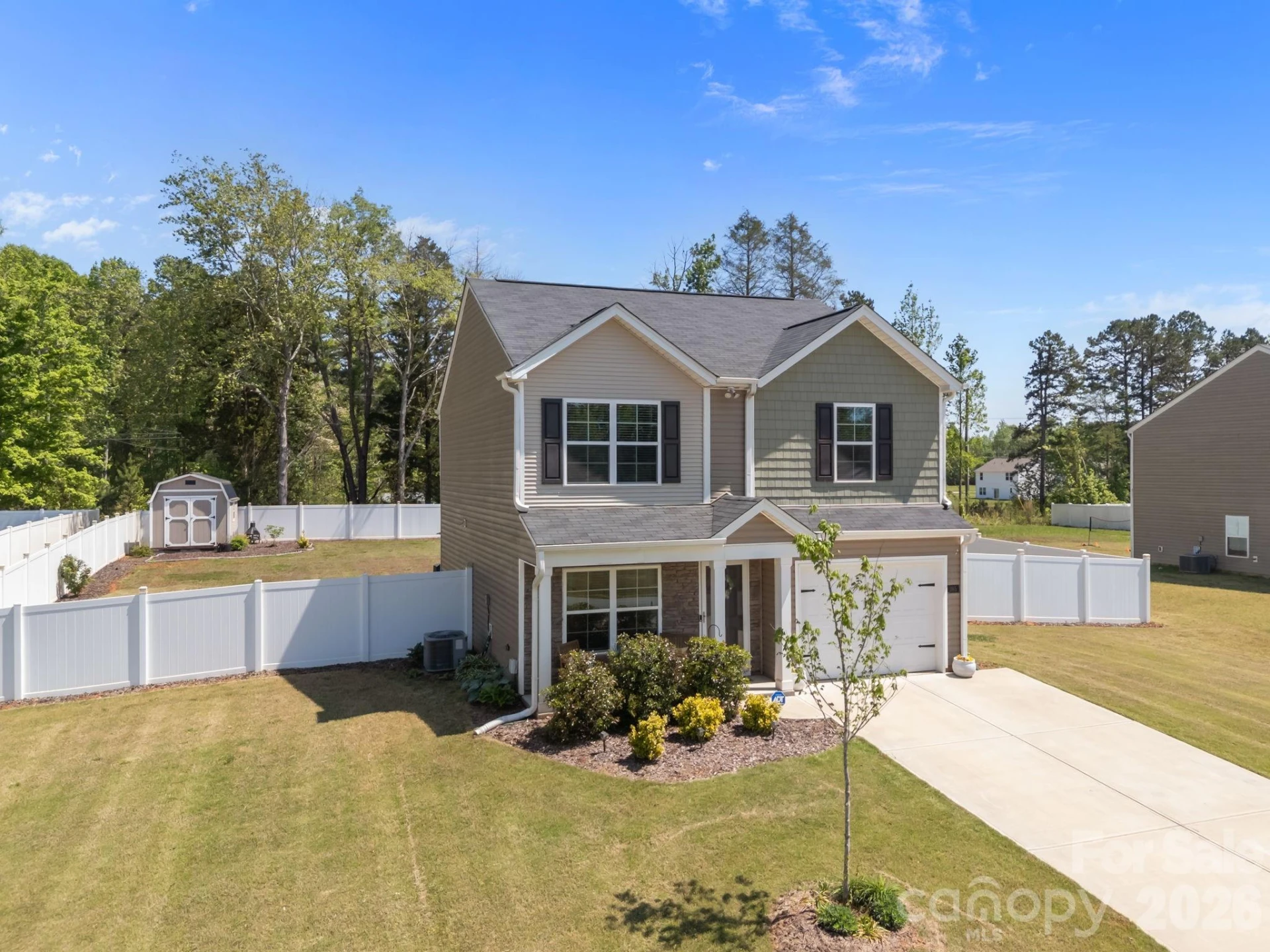 385 Olivia Court - Photo 4