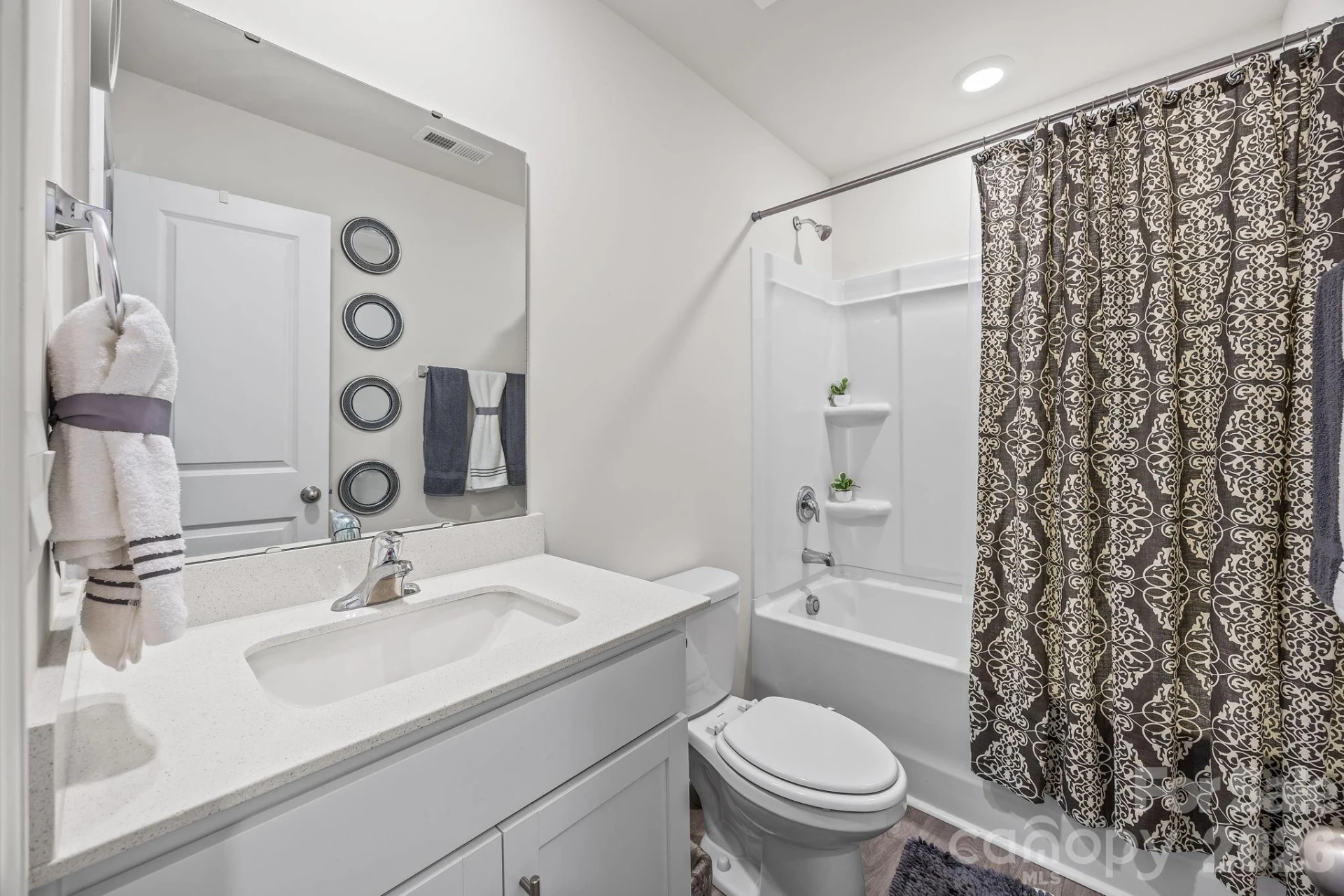 385 Olivia Court - Photo 32