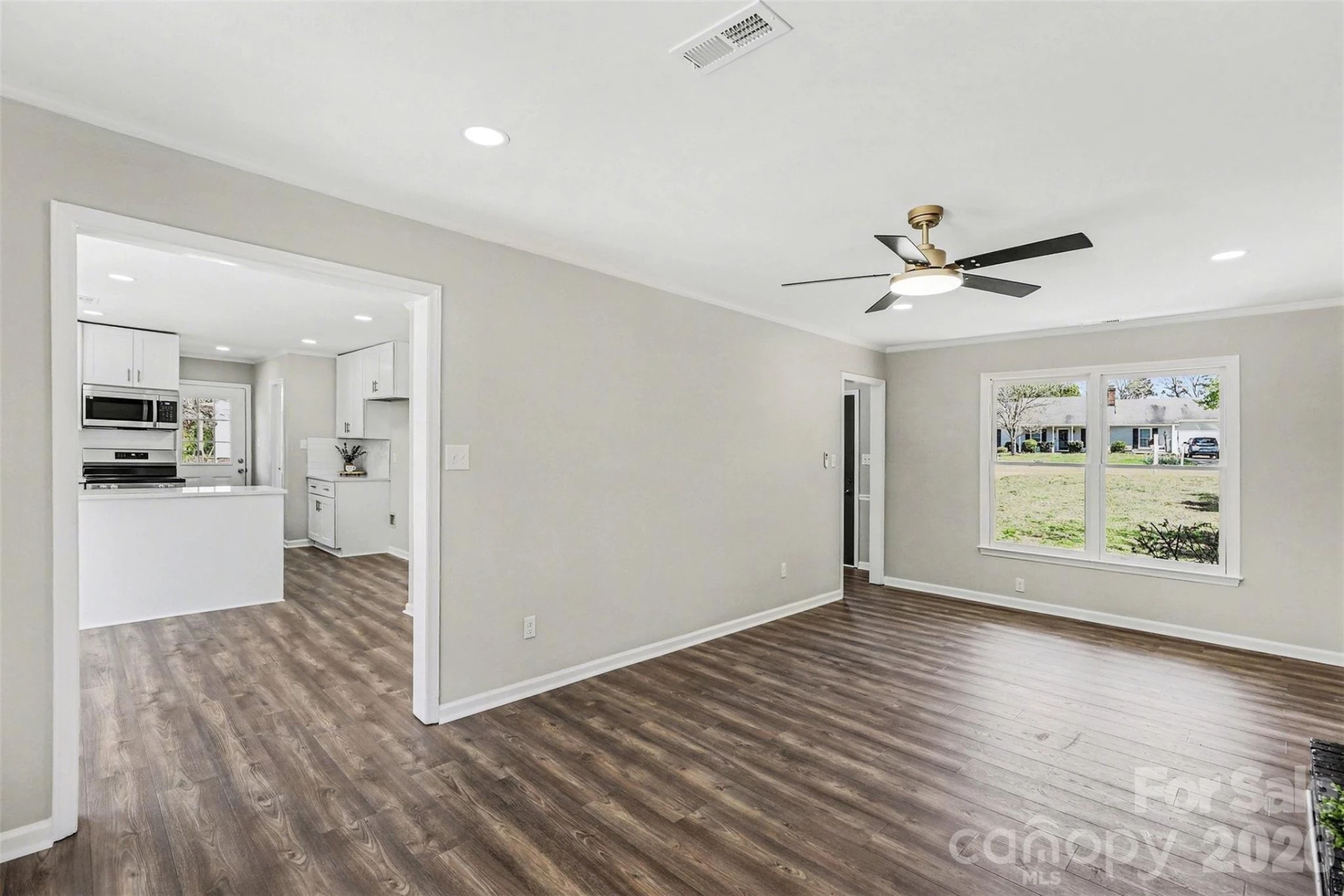 577 Tryon Place - Photo 12